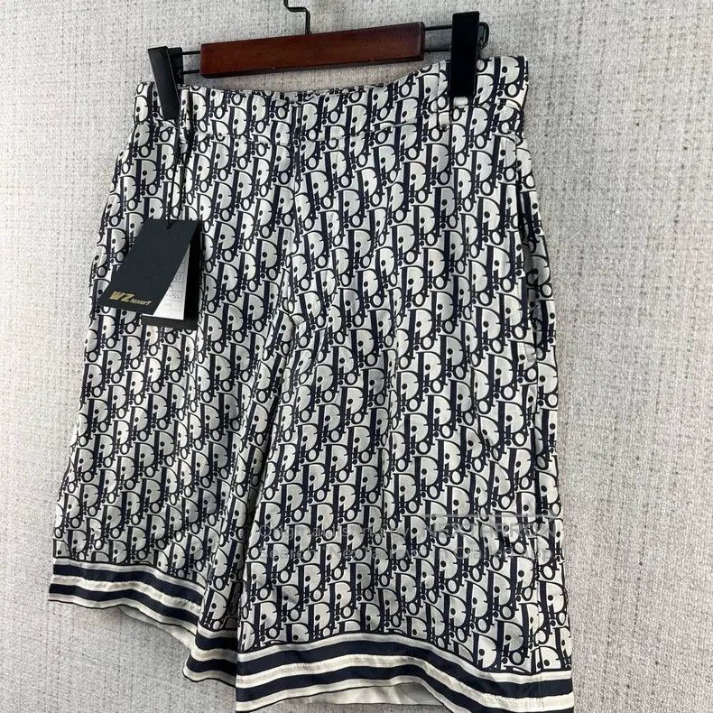 Dior Dior Twill printed elastic casual shorts Size US 28 / EU 44 - 2 Thumbnail