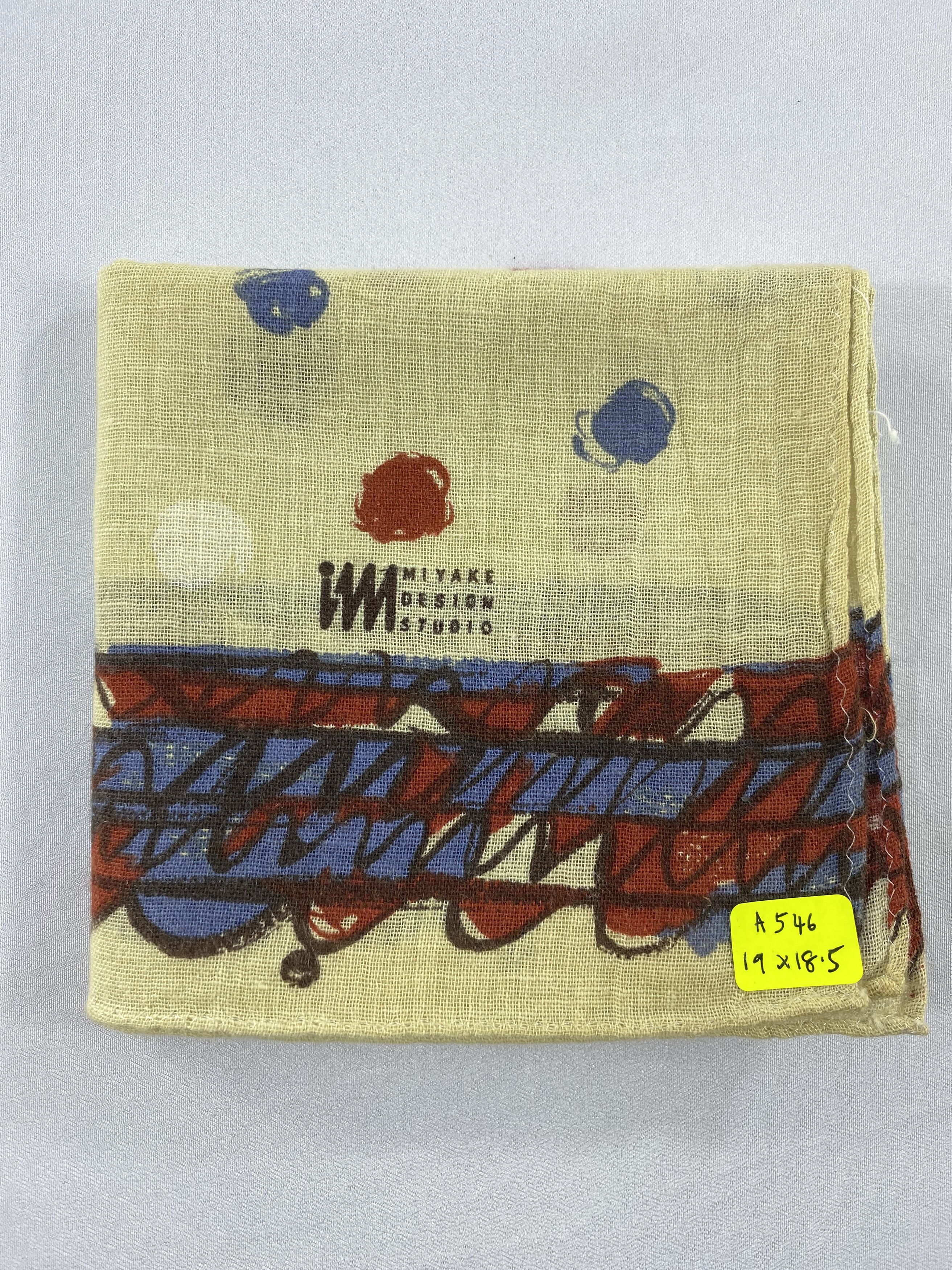 Issey Miyake Issey Miyake Handkerchief / Bandana / Neckerchief Size ONE SIZE - 7 Thumbnail