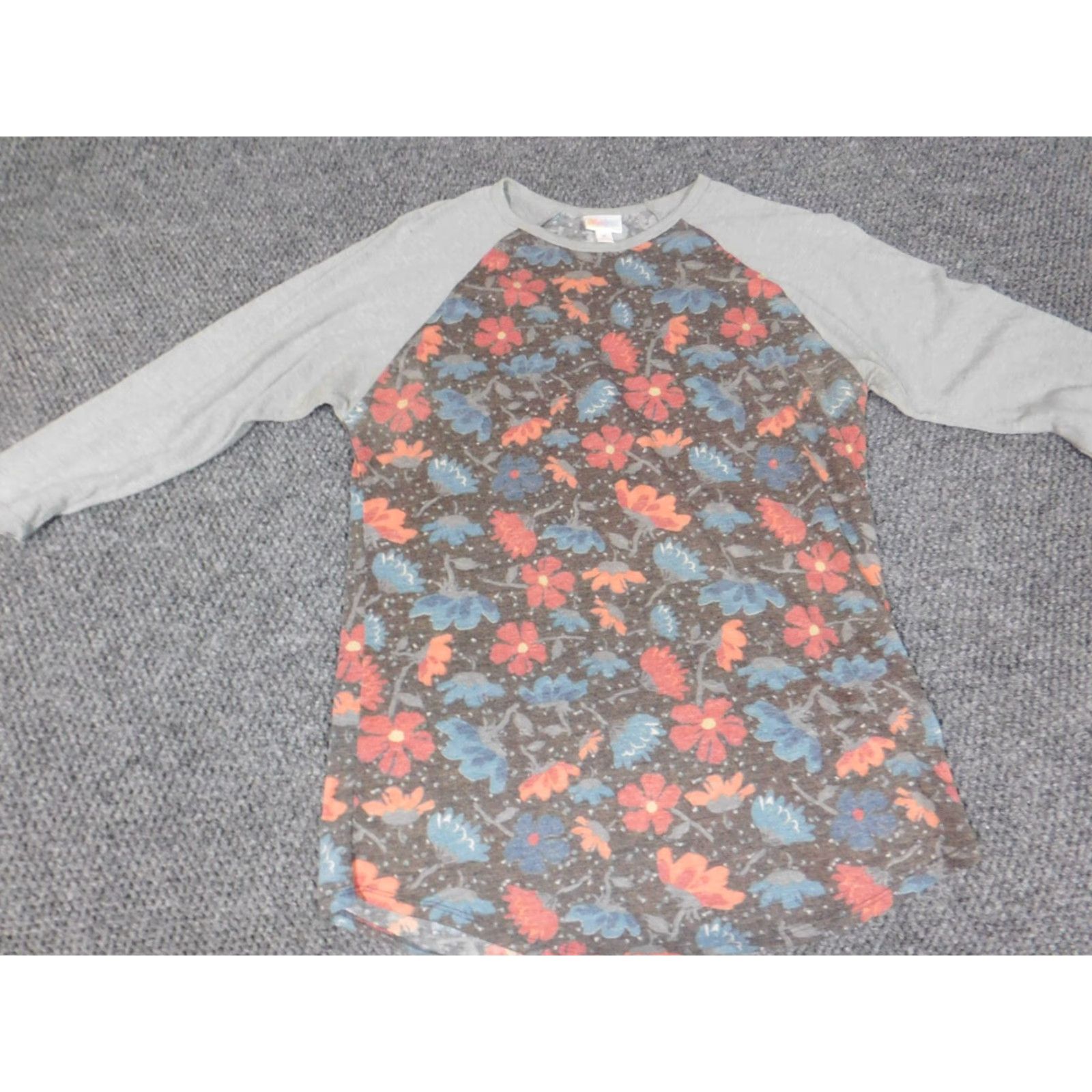 Vintage LuLaRoe Shirt Womens Medium Red Floral Short Sleeve Knit Cotton Polyester Pocket Collared Button-Down Regular Modern Vintage: No Size M / US 6-8 / IT 42-44 - 3 Thumbnail