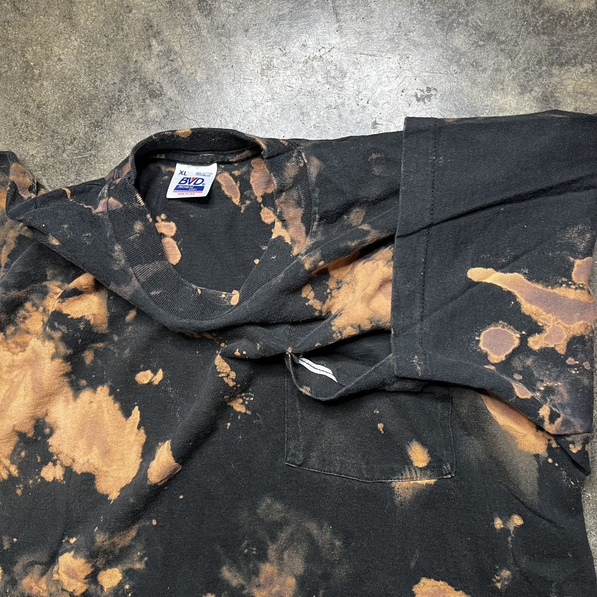 Vintage vintage single stitch black bleached tshirt Size US XL / EU 56 / 4 - 7 Thumbnail