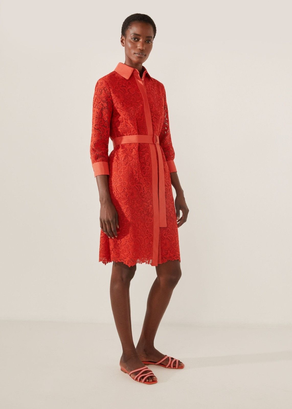 o1srvl11e0824 Evangeline Infinite Midi Dress in Red