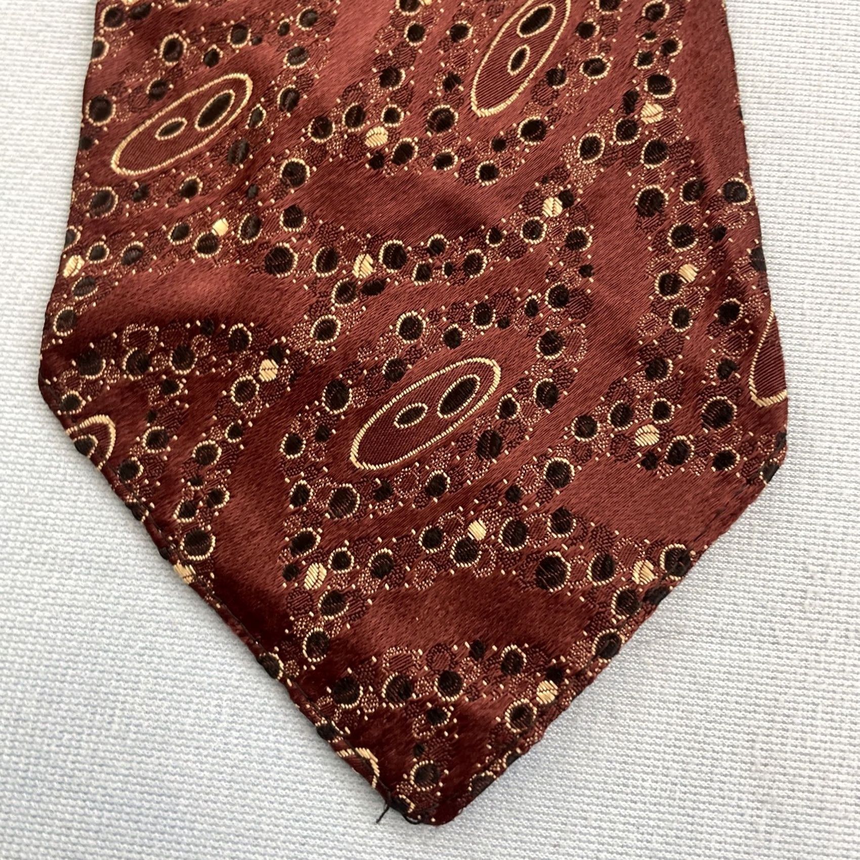 MCM VINTAGE Golden Shuttle Fabric McCurrach Tie Woven Foulard Red White Dots 4x56 Silk Neckwear Tie Men MCM Vintage Rockabilly Capsule 1940s Size ONE SIZE - 3 Thumbnail