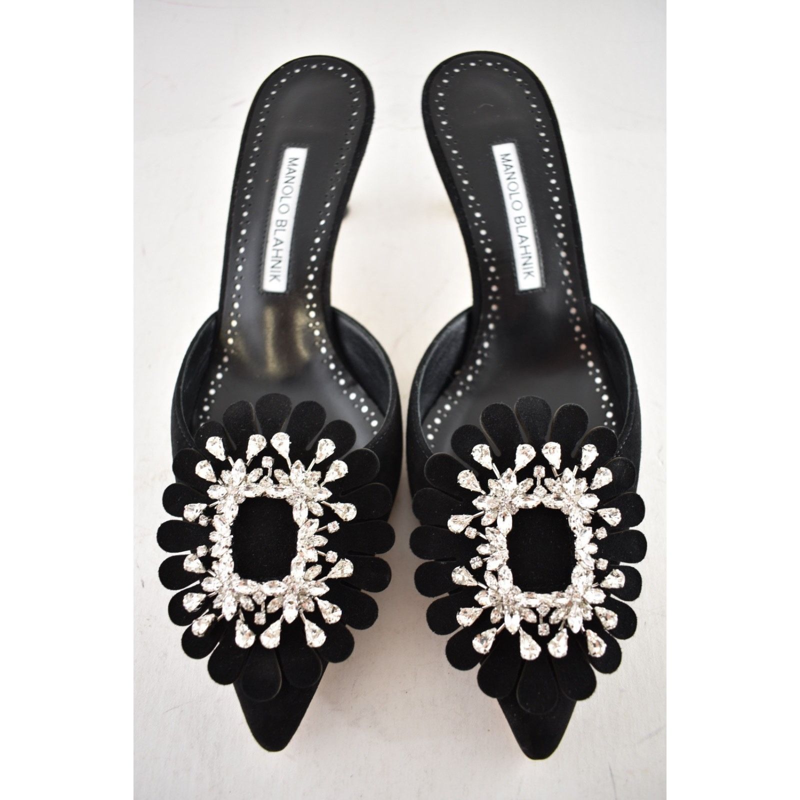 Manolo Blahnik Manolo Blahnik Shogmu 50 Black Suede Jewel Crystal Kitten Size US 7 / IT 37 - 7 Thumbnail