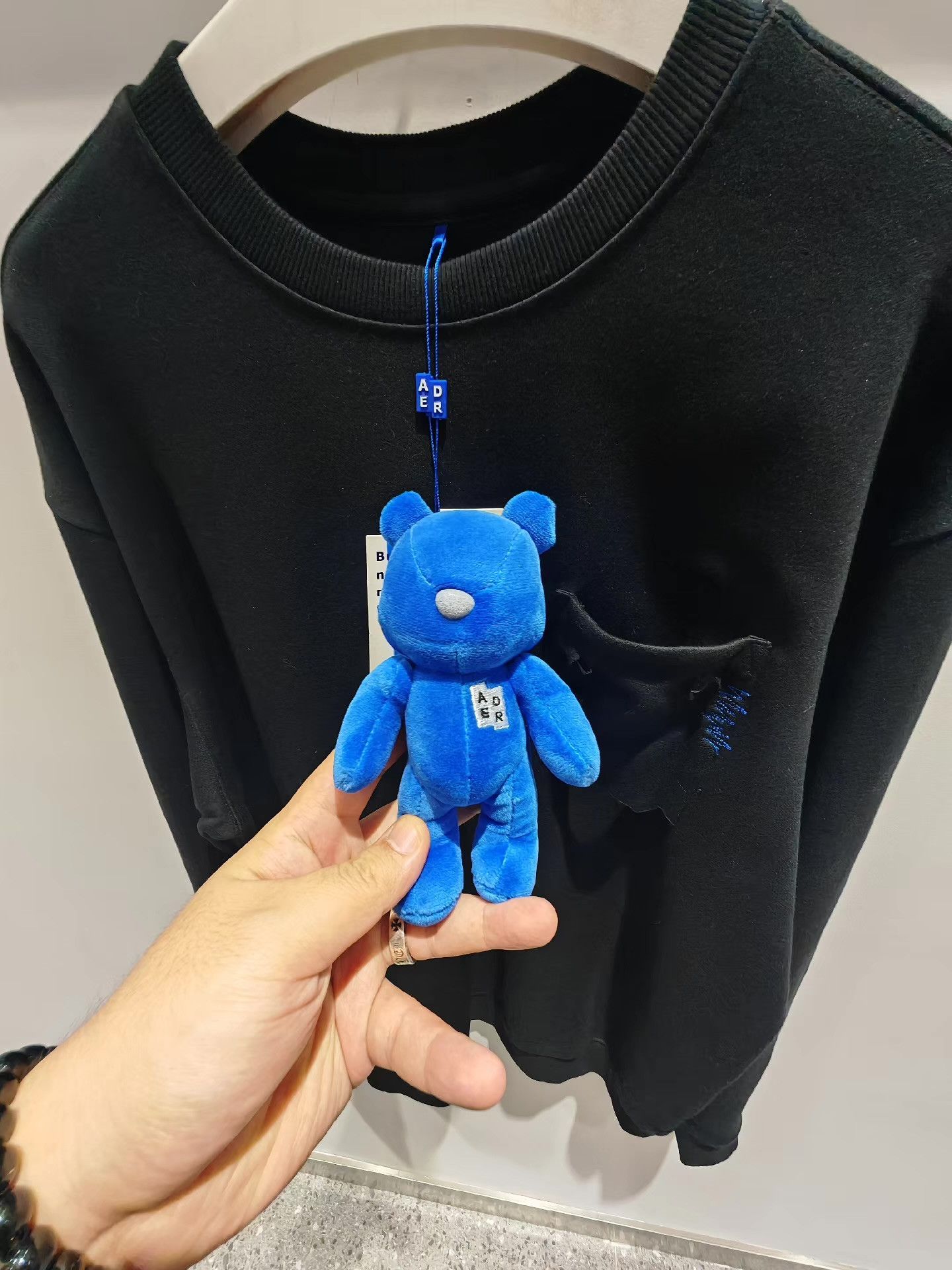 Ader Error Ader Error Teddy Bear Doll Crew Neck Sweatshirt Q15 Size US L / EU 52-54 / 3 - 2 Thumbnail