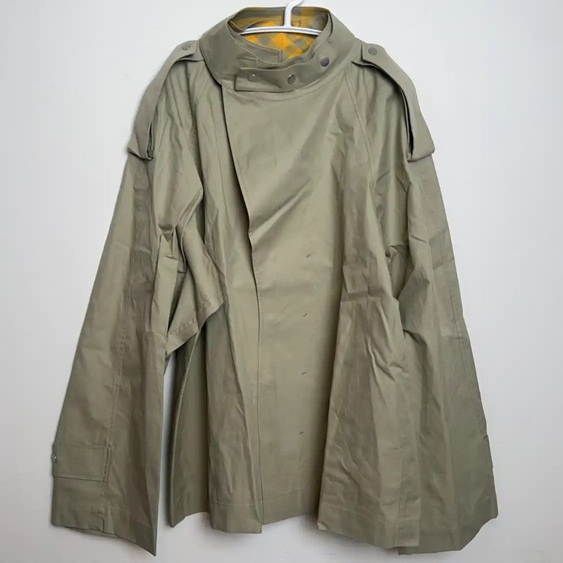 Burberry Burberry Men's Green Lightweight Nylon Coat Size US M / EU 48-50 / 2 - 1 Thumbnail