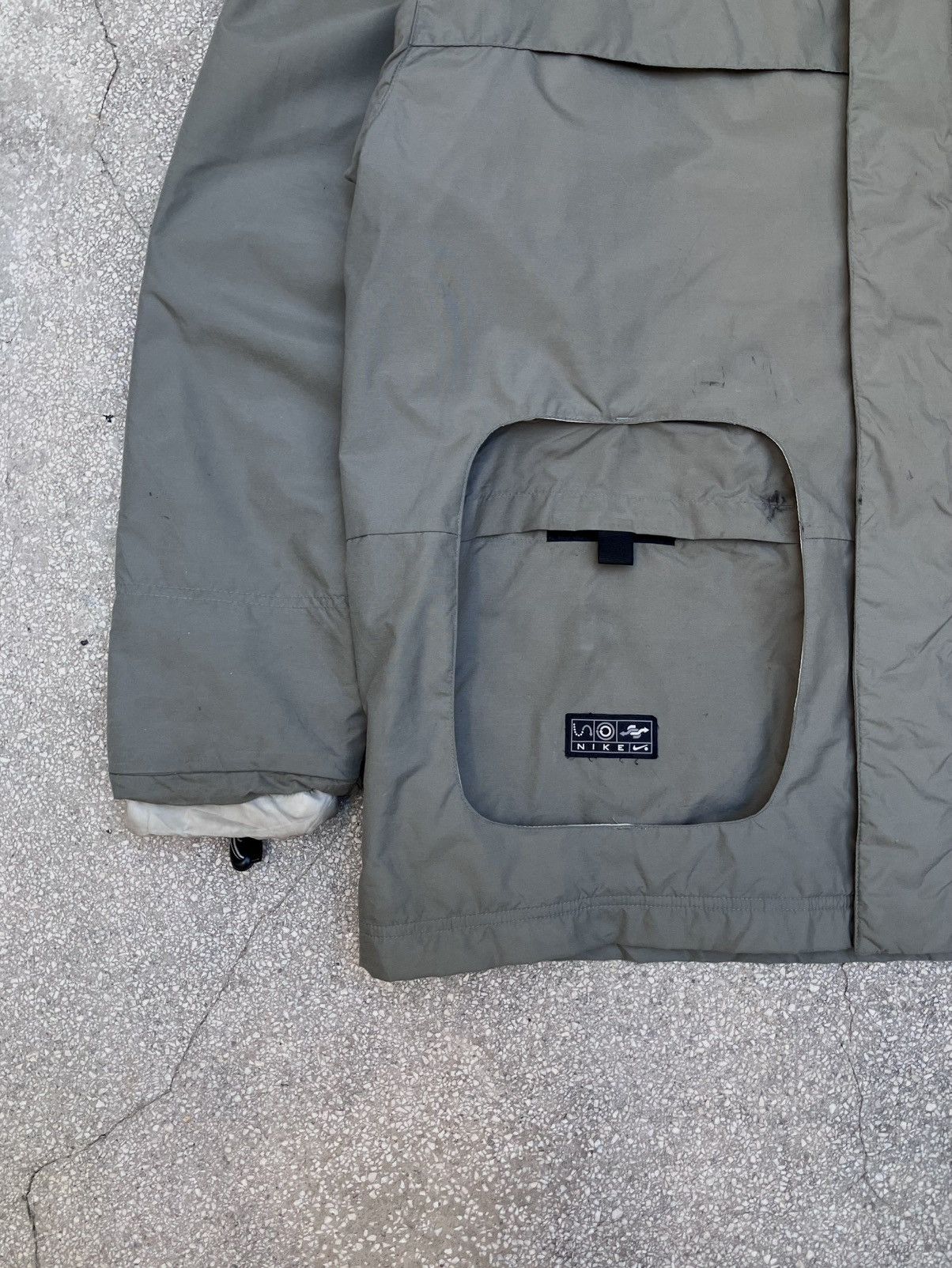 Nike Rare 2000s Nike Mandarina Duck Egg Cell 3D Pocket Jacket Size US XL / EU 56 / 4 - 2 Thumbnail