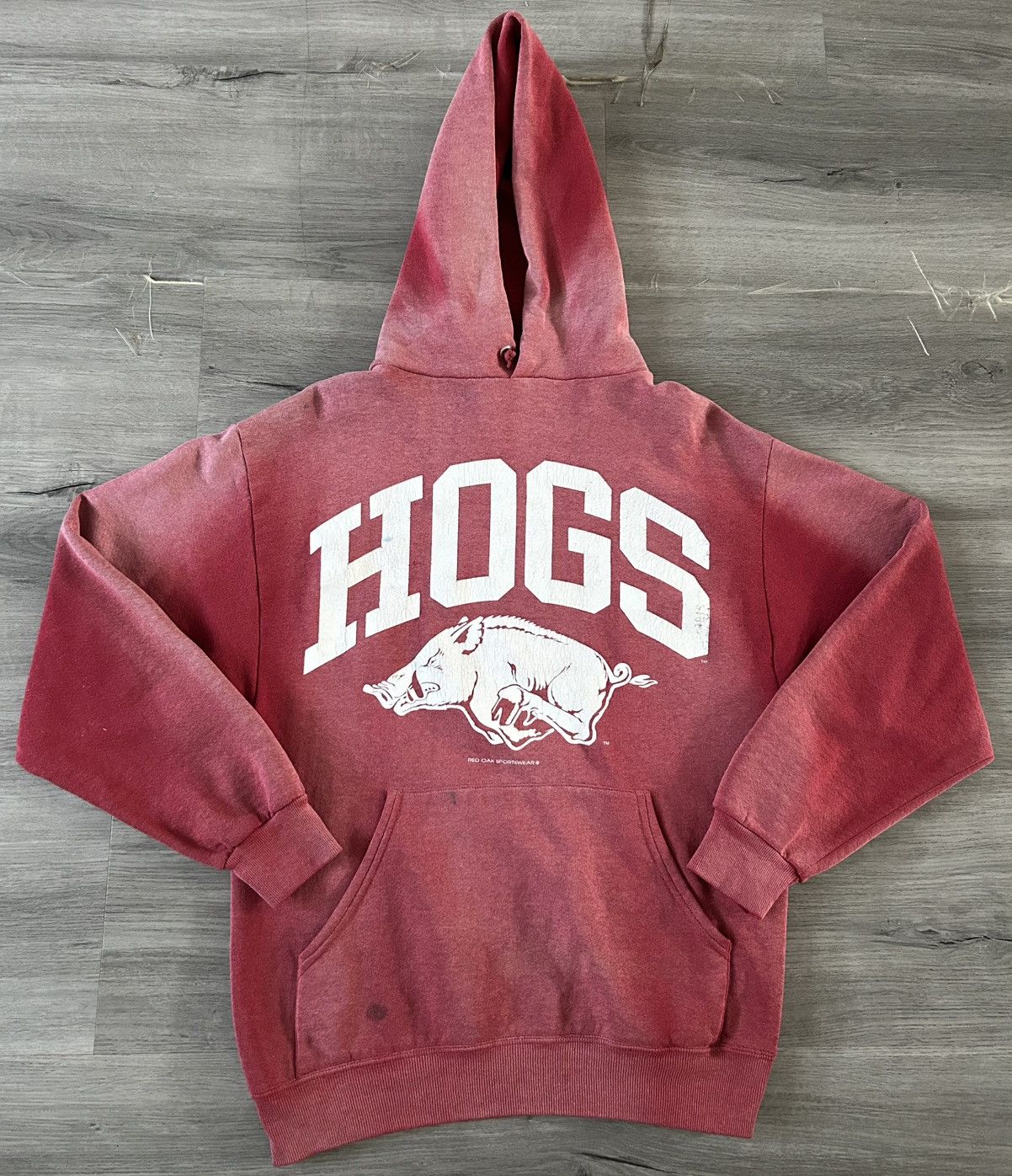 Faded 80s Red Oak University of Arkansas Razorbacks hoodie