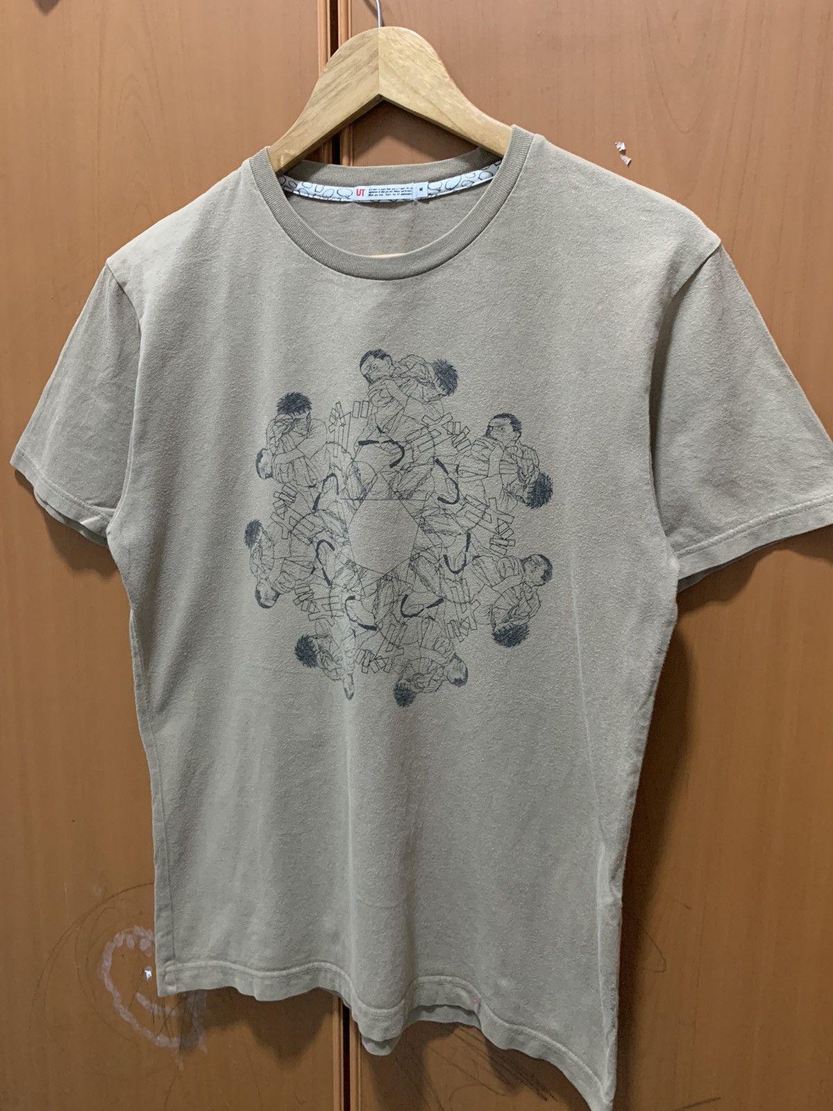 Uniqlo Uniqlo Obi wo Tighten Shonen Sunday Collaboration T-shirt Size US M / EU 48-50 / 2 - 2 Thumbnail