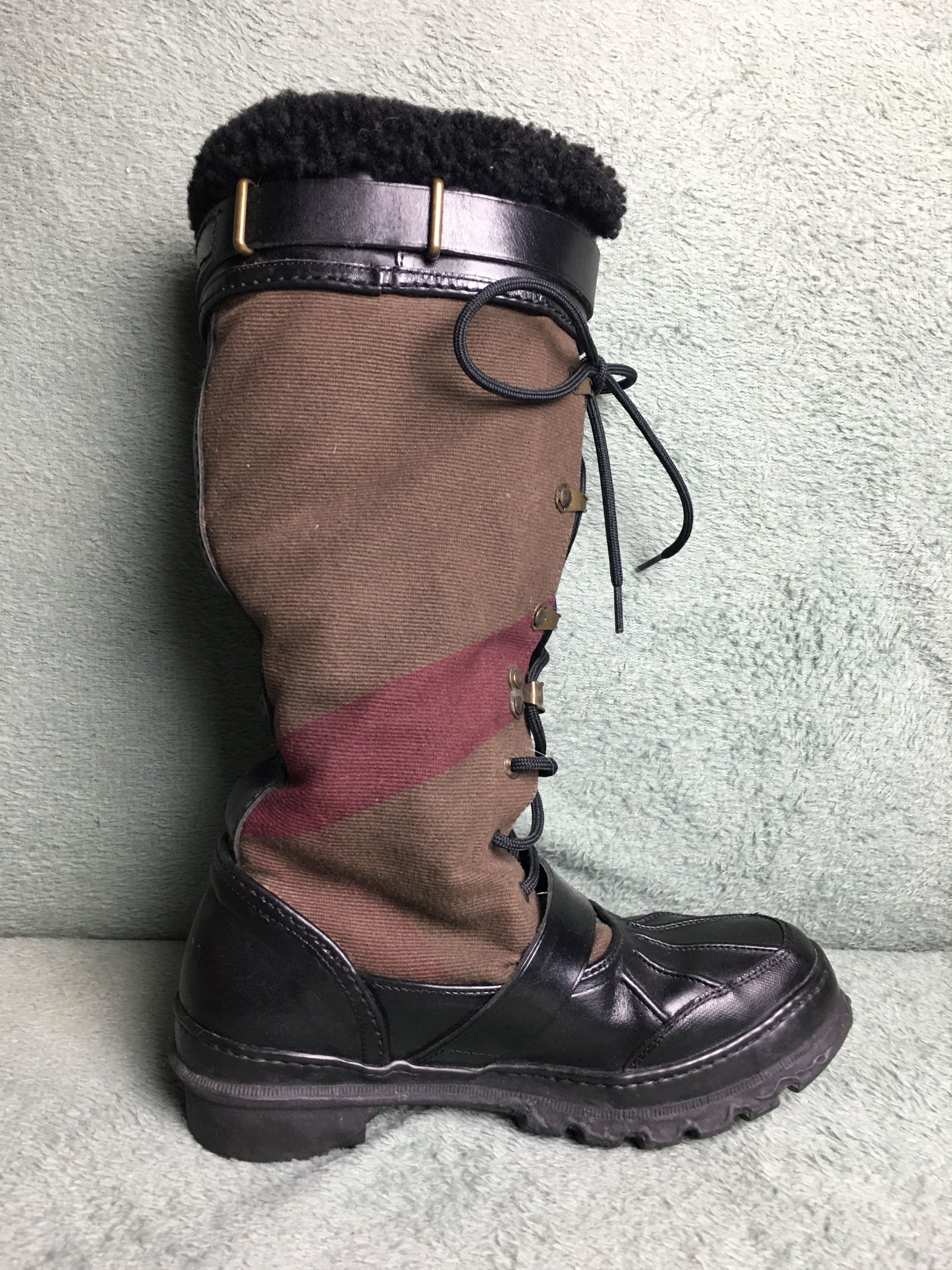 Burberry Burberry Mega Check Canvas Fur Lined High Weather Snow Boots Size US 9 / IT 39 - 7 Thumbnail