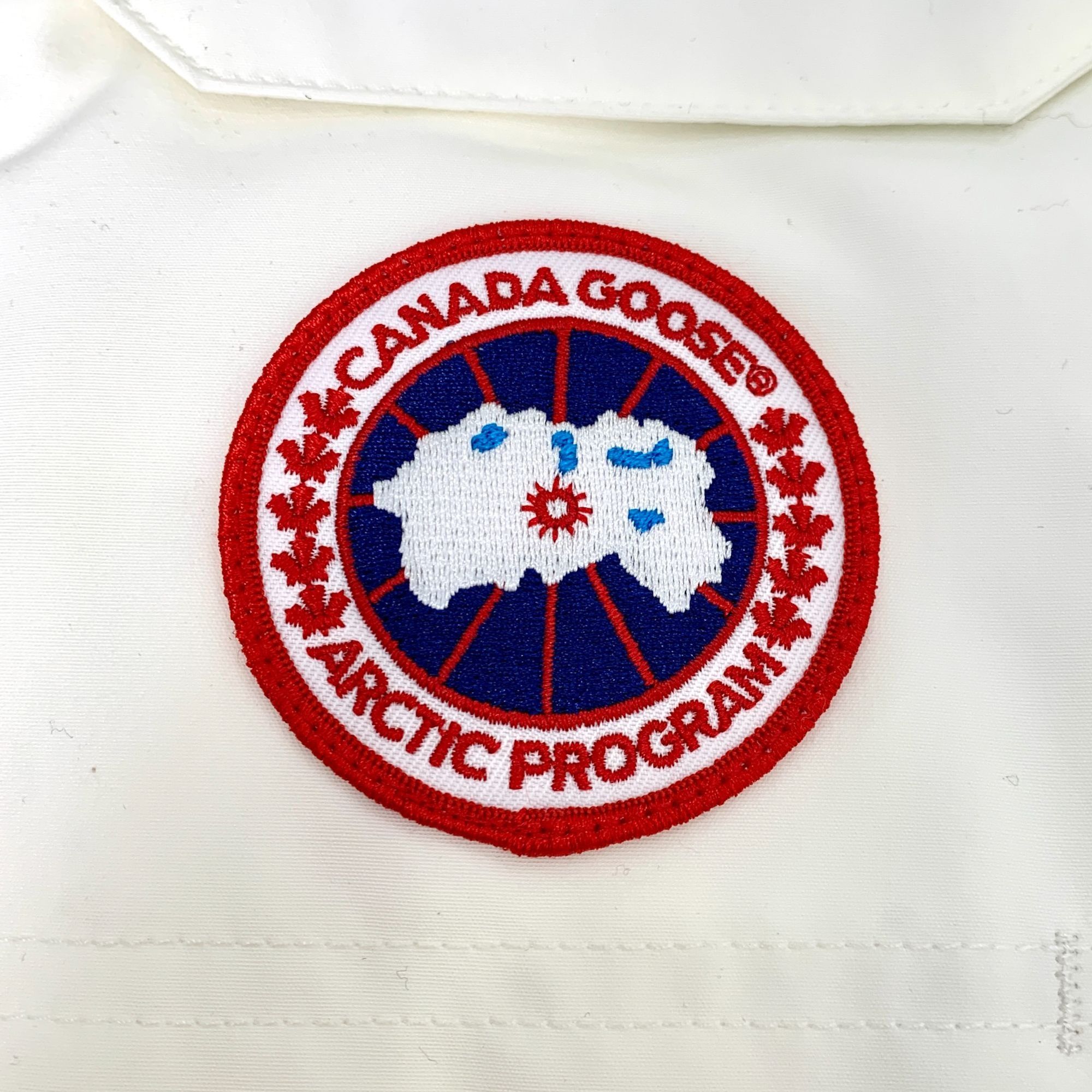Canada Goose Canada Goose Expedition Series White Logo Patch Hooded Fur-L Size US XXS / EU 40 - 4 Thumbnail