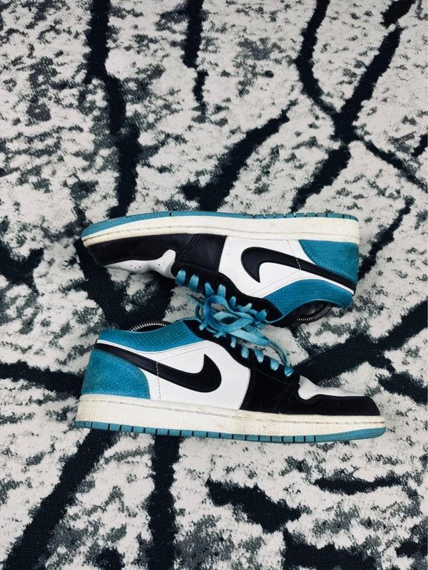 Nike Jordan 1 Low shoes blue white black swoosh 40.5 Size US 10.5 / IT 40.5 - 2 Thumbnail