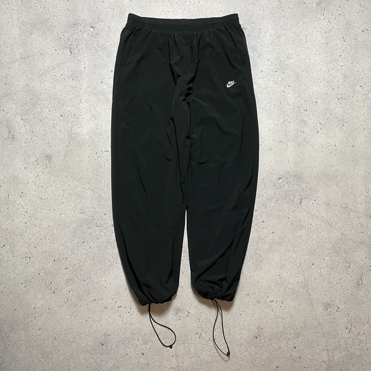 Nike Vintage Nike Drill Track Pants Nylon Y2K style Swoosh Hype Size US 38 / EU 54 - 1 Thumbnail
