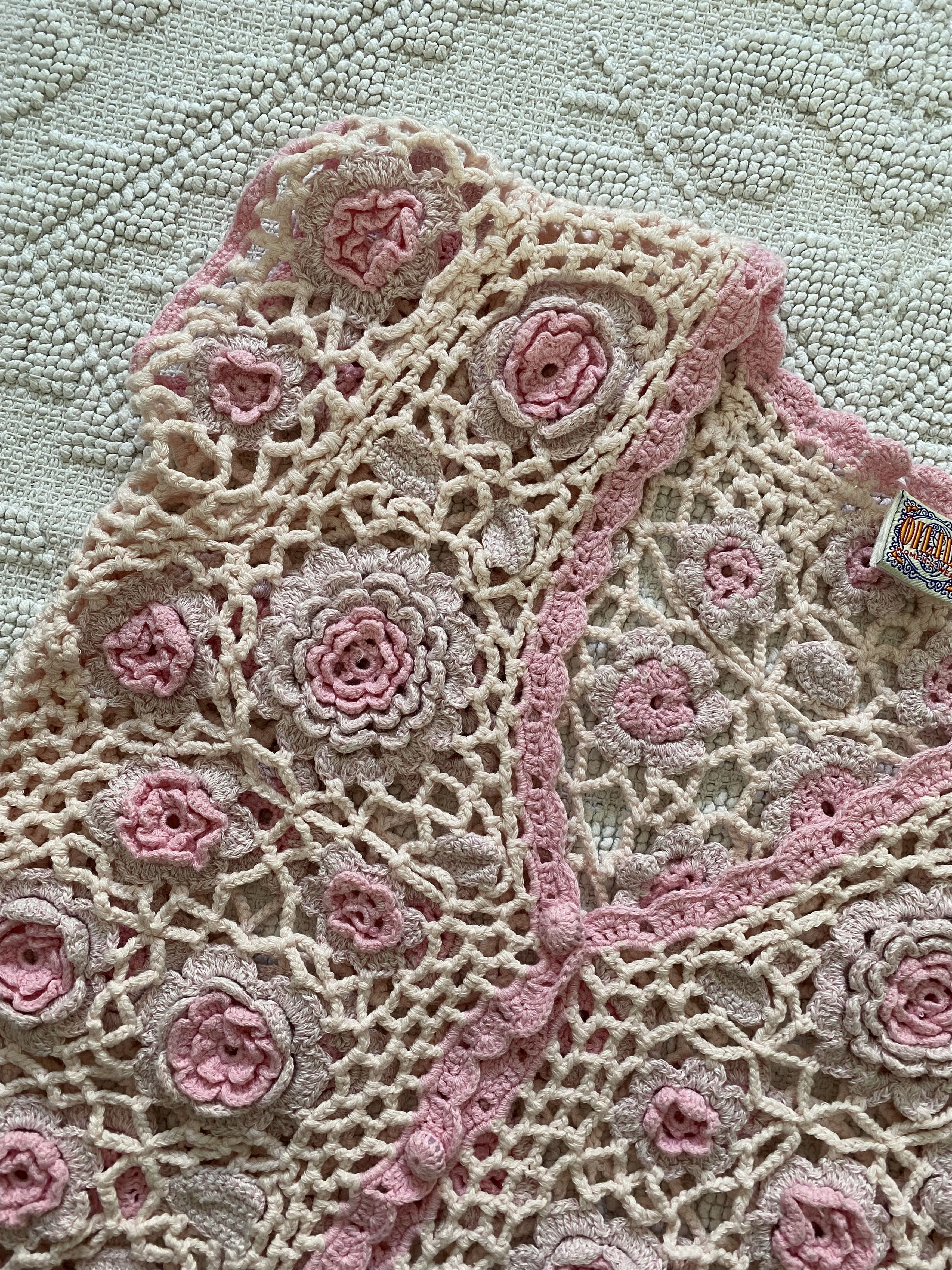 Oilily crochet 3d roses vintage oilily top Size XS / US 0-2 / IT 36-38 - 3 Thumbnail