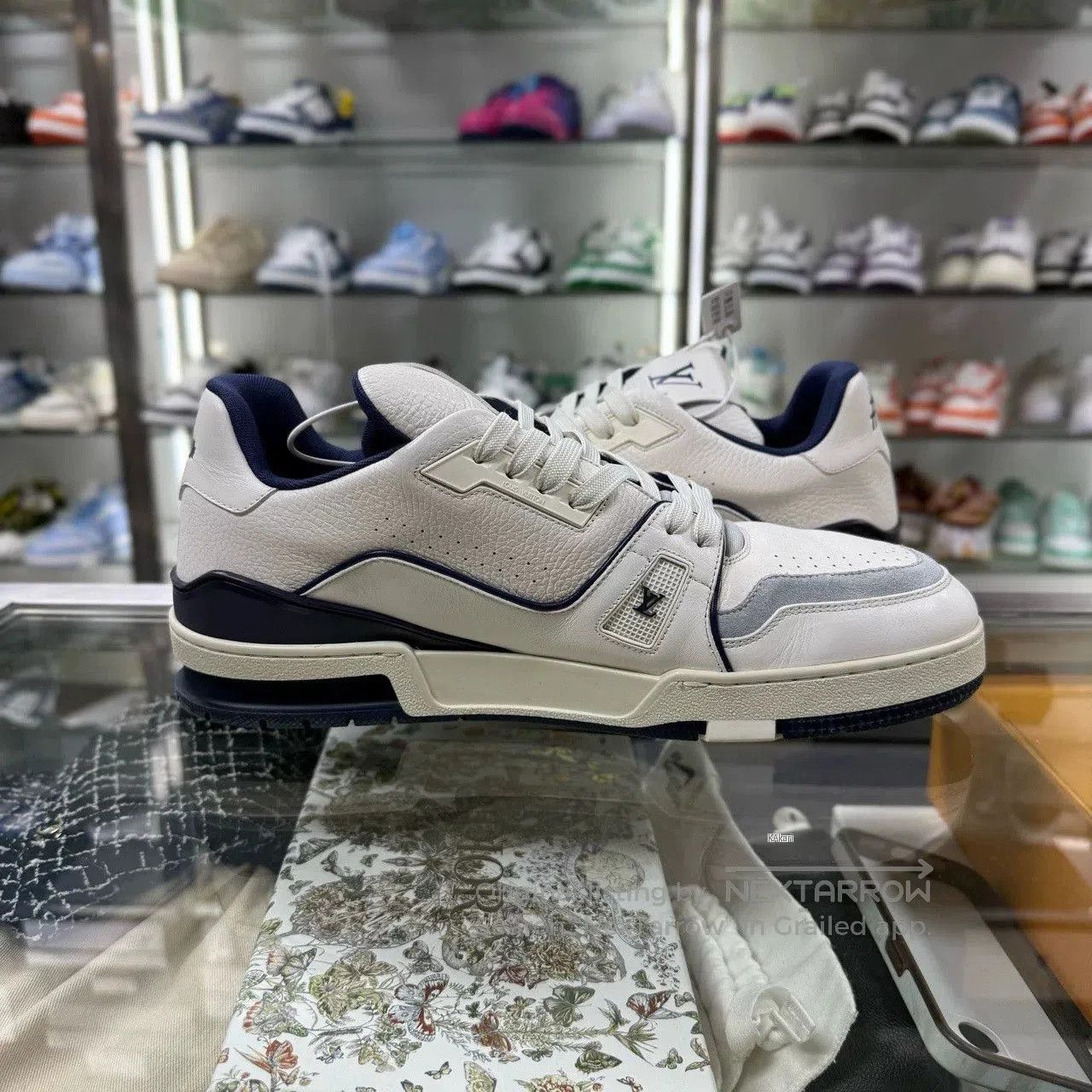 Louis Vuitton Louis Vuitton LV Trainer #54. Size US 12 / EU 45 - 4 Thumbnail