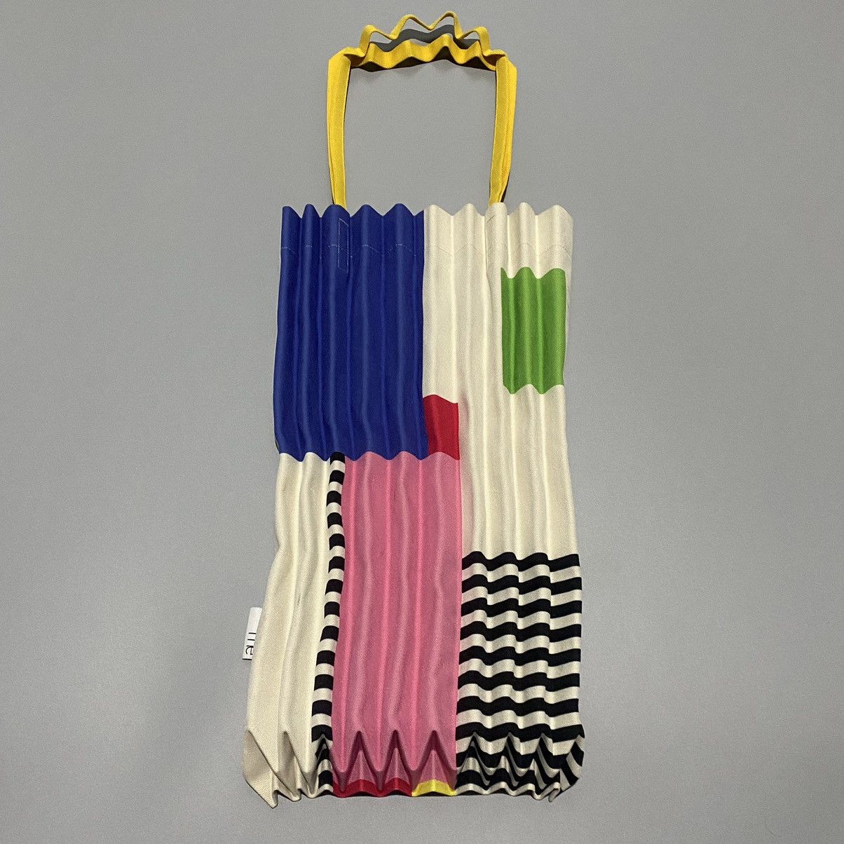 Issey Miyake Issey Miyake Me - Limited Edition 20th Anniversary Square Tower 2011 Tote Bag Size ONE SIZE - 1 Thumbnail