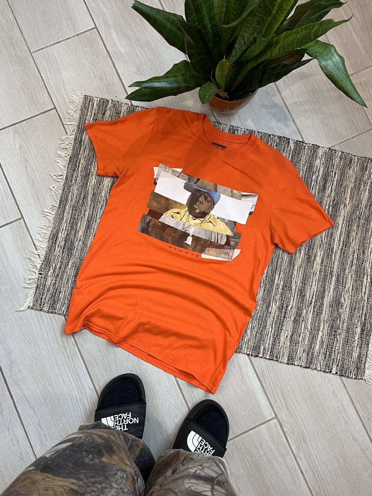 Rap Tees Vintage The Notorious B.I.G Tshirt orange logo blank rap tee Size US S / EU 44-46 / 1 - 1 Thumbnail