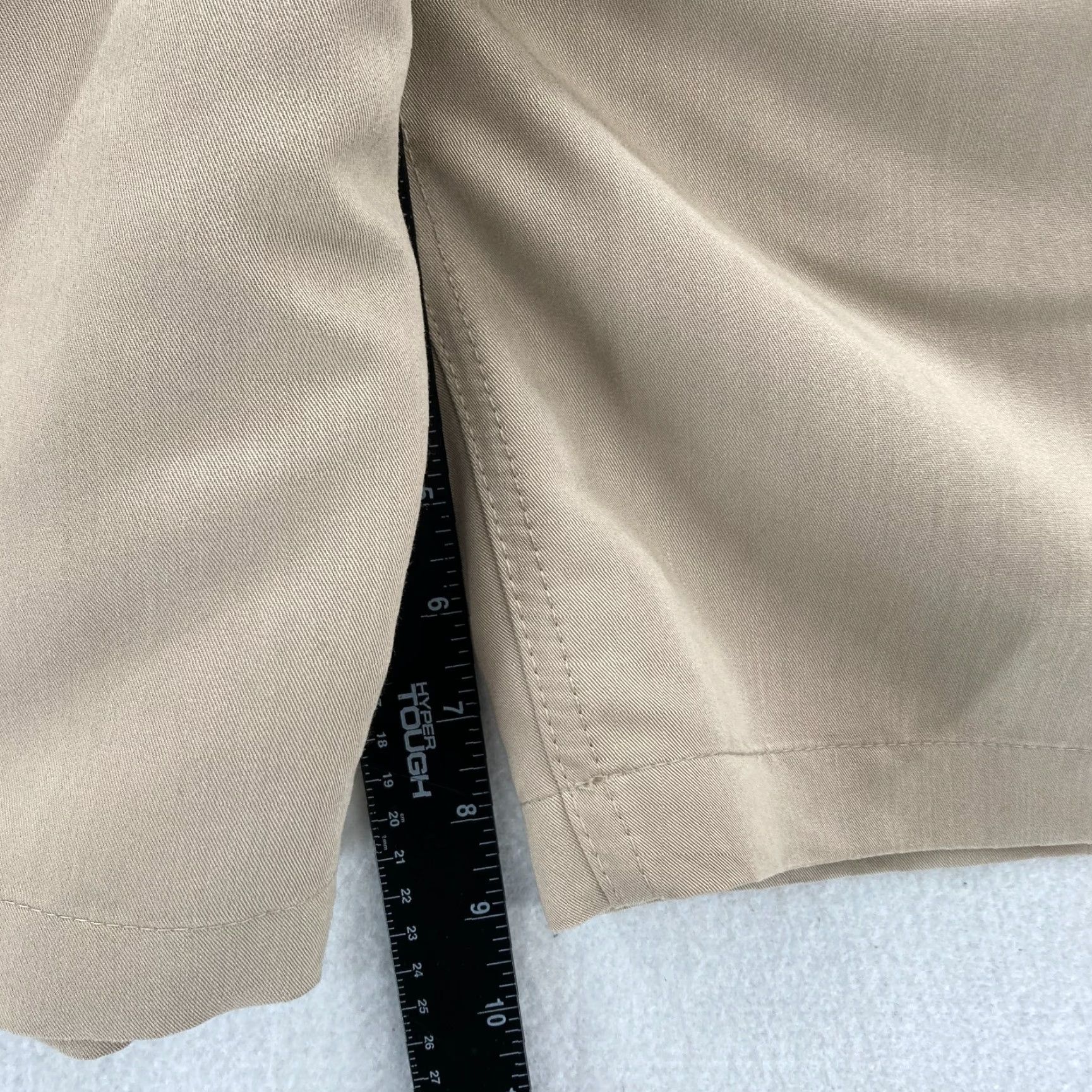 Chaps Chaps Golf Shorts Mens 38 Beige Khaki Cotton Blend Pleated Chino Outdoors NWT Size US 38 / EU 54 - 6 Thumbnail