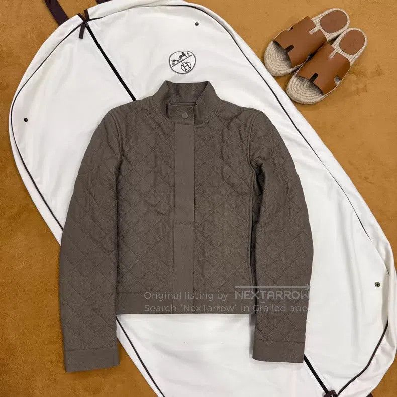 Hermes Hermes Elephant Gray Diamond Quilted Deerskin Collar Leath Size XXS / US 00 / IT 34 - 1 Thumbnail