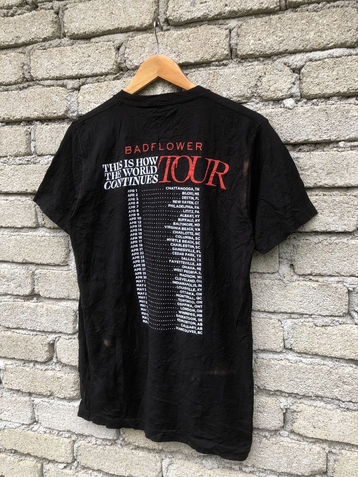 Band Tees × Metallica × Vintage Band Badflower This Is How The World Continues Tour Tee Size US M / EU 48-50 / 2 - 10 Thumbnail