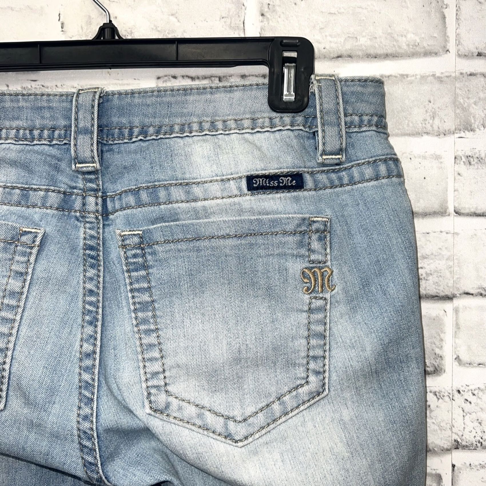 Miss Me Miss Me Jeans Womens Size 28 Mid Rise Skinny Button Fly Blue 30" Inseam Size 28" / US 6 / IT 42 - 4 Thumbnail