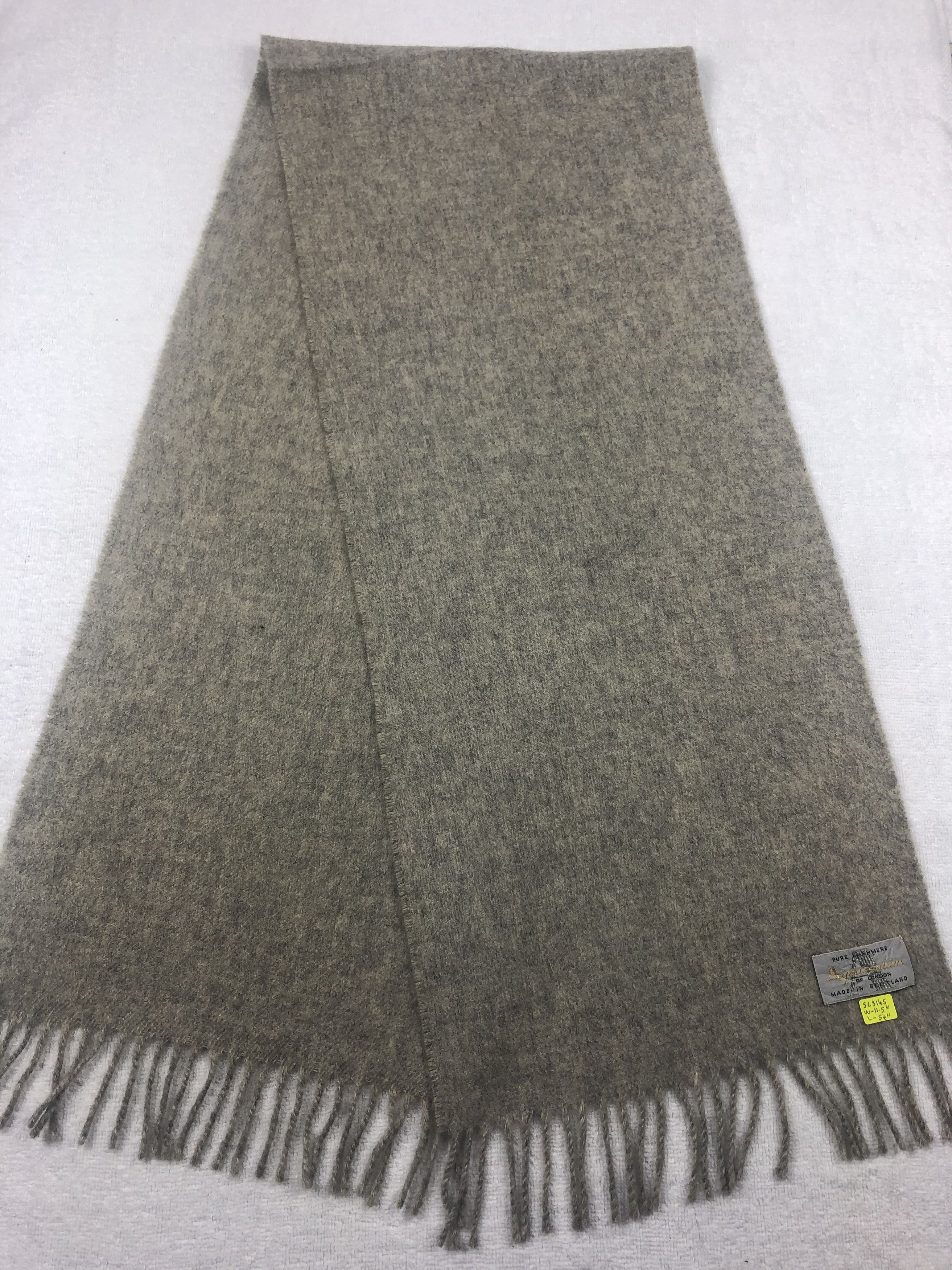 Aquascutum Aquasqutum Cashmere Scarf / Muffler / Neckwear Size ONE SIZE - 3 Thumbnail
