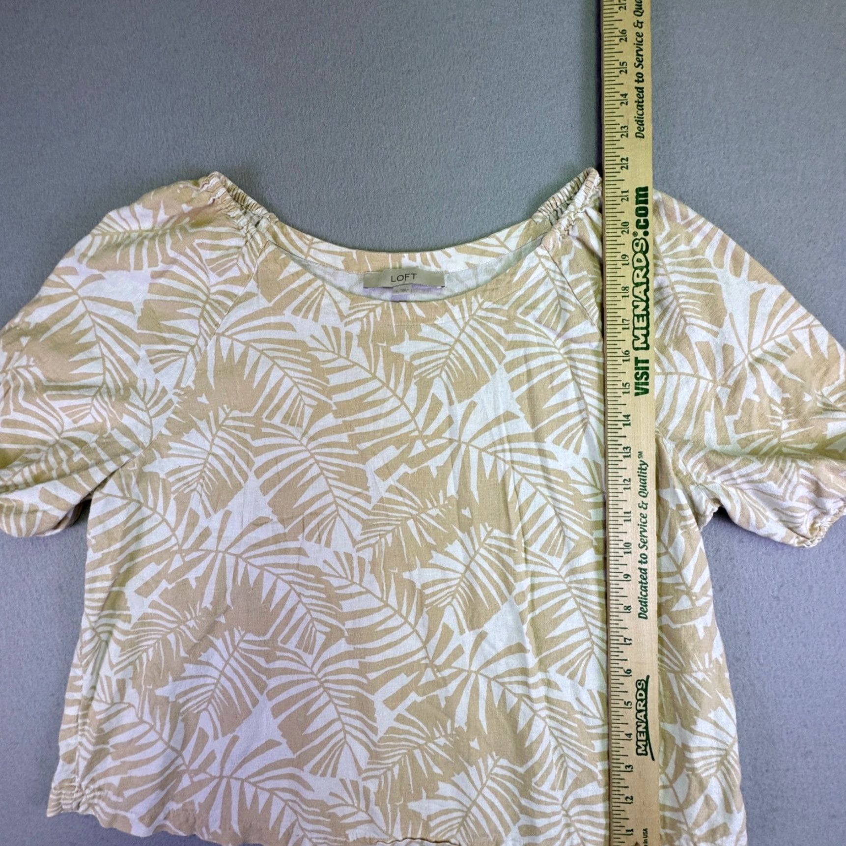Loft LOFT Blouse Shirt Women's Large Linen Blend Palm Leaf Puff Sleeve Top Tan White Linen Blend Printed Floral Beach Vacation Casual 2-Pocket? Size L / US 10 / IT 46 - 3 Thumbnail