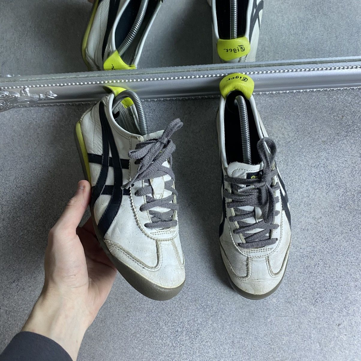 Asics Asics Tiger Onitsuka Vintage Y2k Size US 6.5 / EU 39-40 - 1 Thumbnail