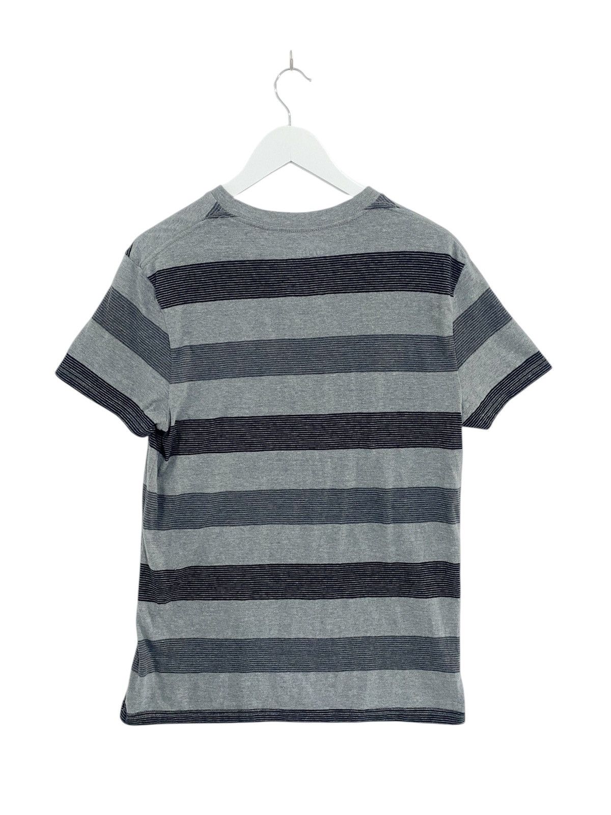 Japanese Brand Urban Pipeline V neck T shirt Size US S / EU 44-46 / 1 - 3 Thumbnail