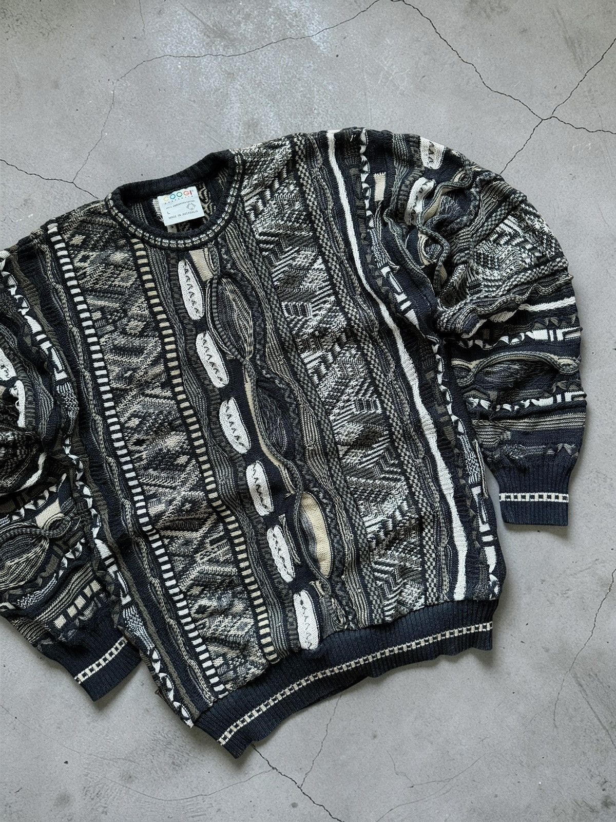 Coogi Coogi 3D knitted cotton sweater Size US L / EU 52-54 / 3 - 2 Thumbnail