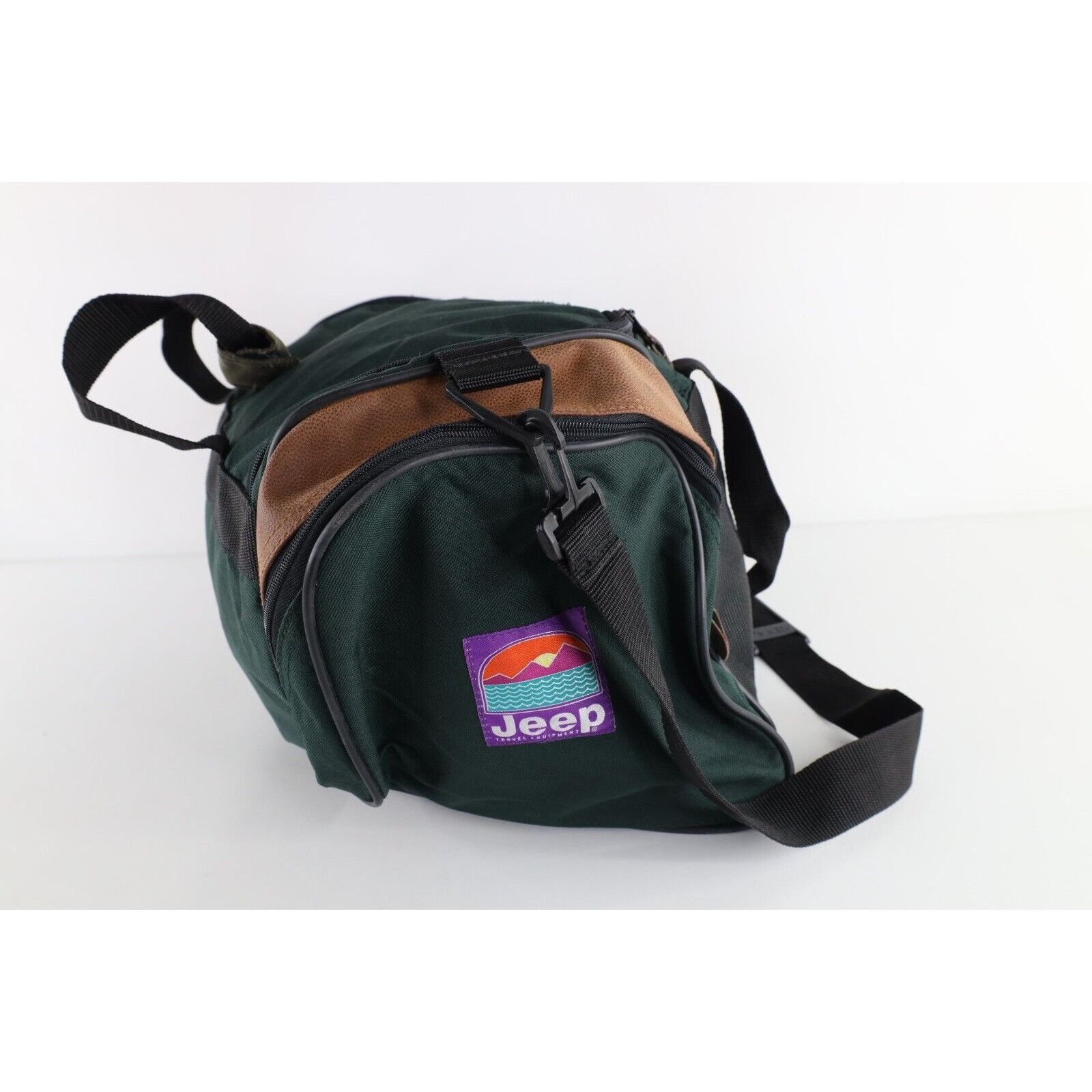 Jeep × Vintage Vintage 90s Y2K Jeep Motors Travel Equipment Duffel Bag Size ONE SIZE - 5 Thumbnail