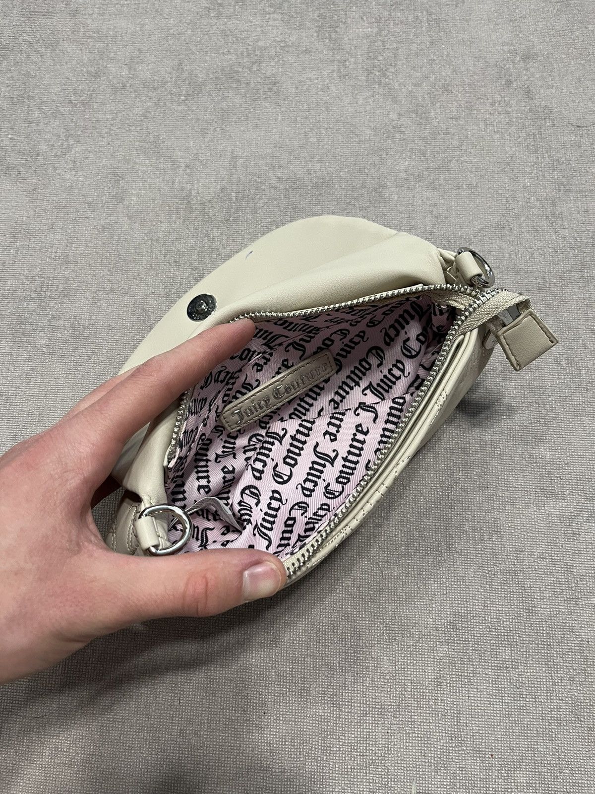 Juicy Couture Juicy Couture Womens White Wallet Bag Vintage Y2K Clutch Size ONE SIZE - 9 Thumbnail