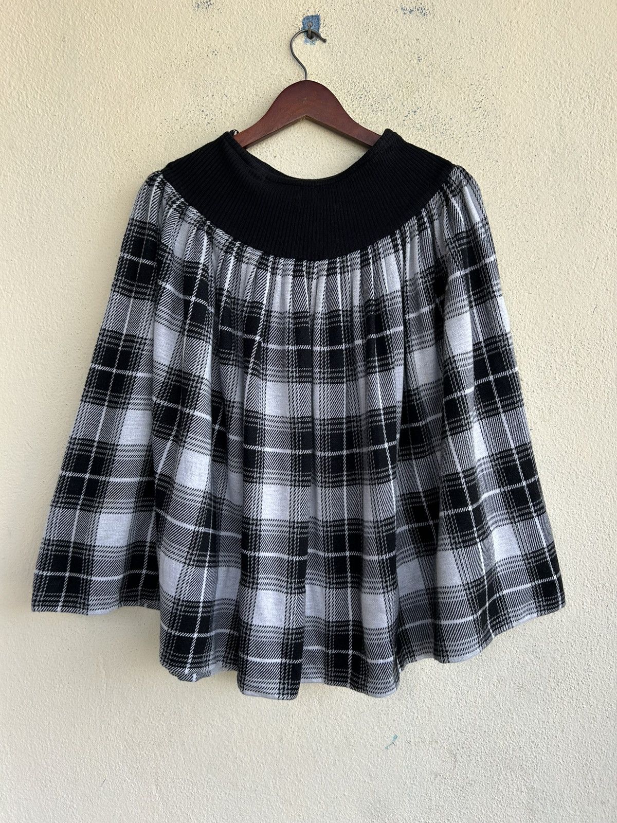 Norma Kamali Black And White Checkered Skirt Size 22" - 1 Thumbnail