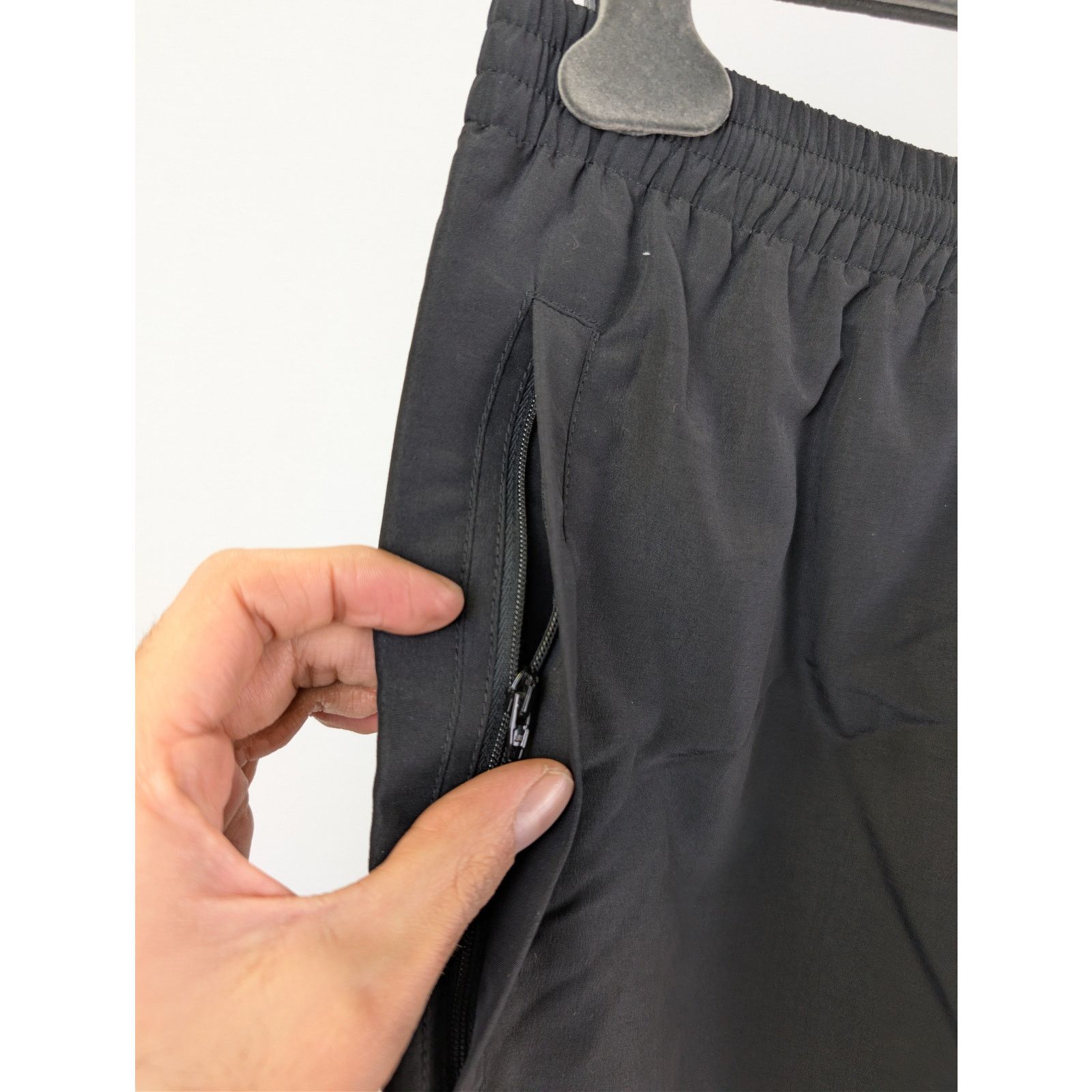 Balenciaga o1rshd1 Regular Tracksuit Pants in Black Size US 30 / EU 46 - 6 Thumbnail