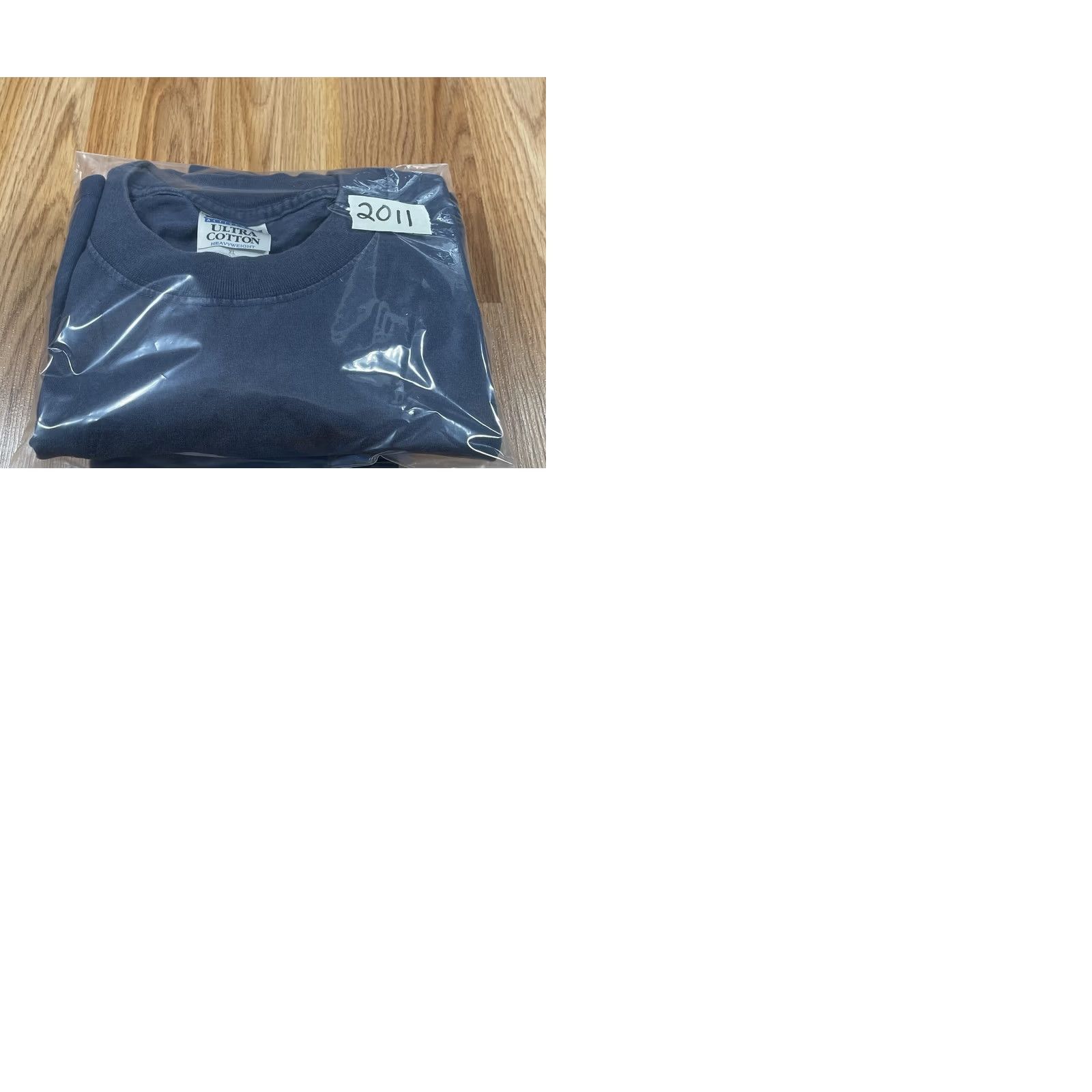 Gildan Gildan T-Shirt Adults XL Navy Vancouver Canada Short Sleeve Size US L / EU 52-54 / 3 - 9 Thumbnail