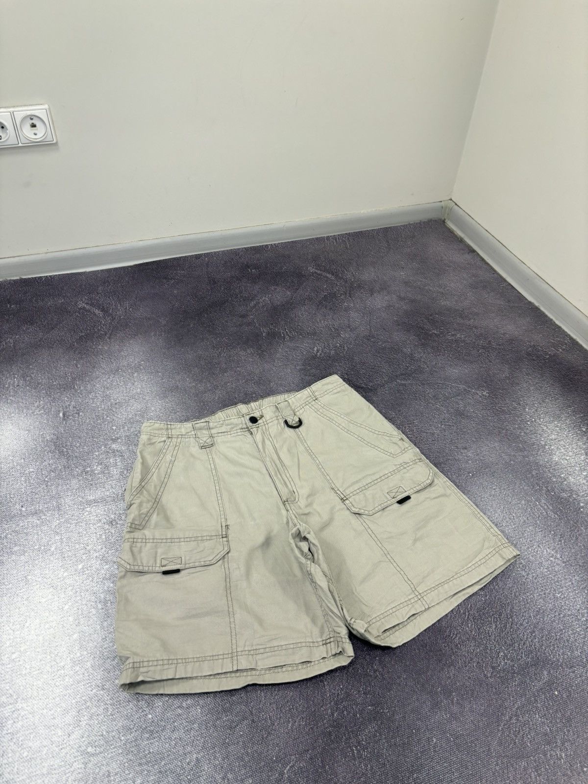 Vintage Vintage Wrangler Y2K Beige Military Utility Cargo Shorts Size US 34 / EU 50 - 4 Thumbnail