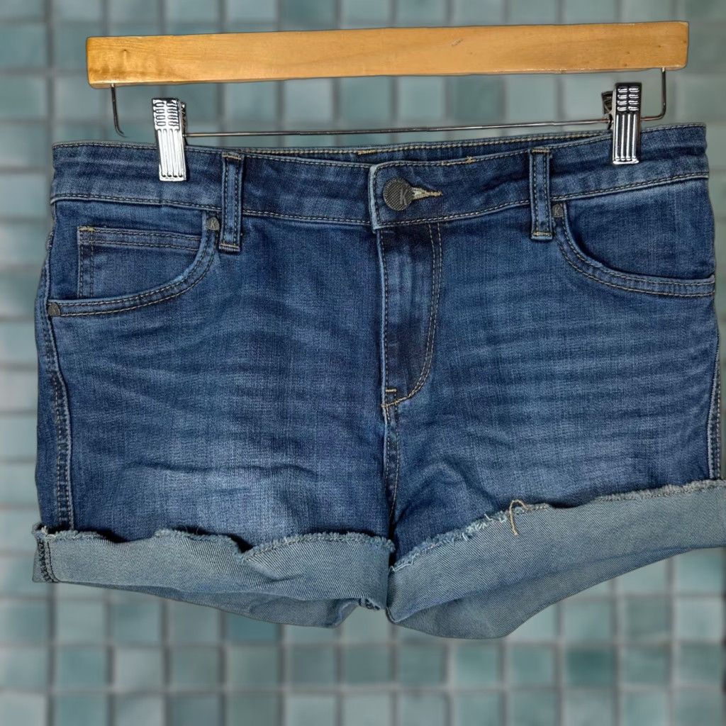Vintage Kut from the Kloth Gidget Fray Denim Shorts Dark Wash Blue Size 8 Raw Hem Size 24" / US 00 / IT 34 - 1 Thumbnail