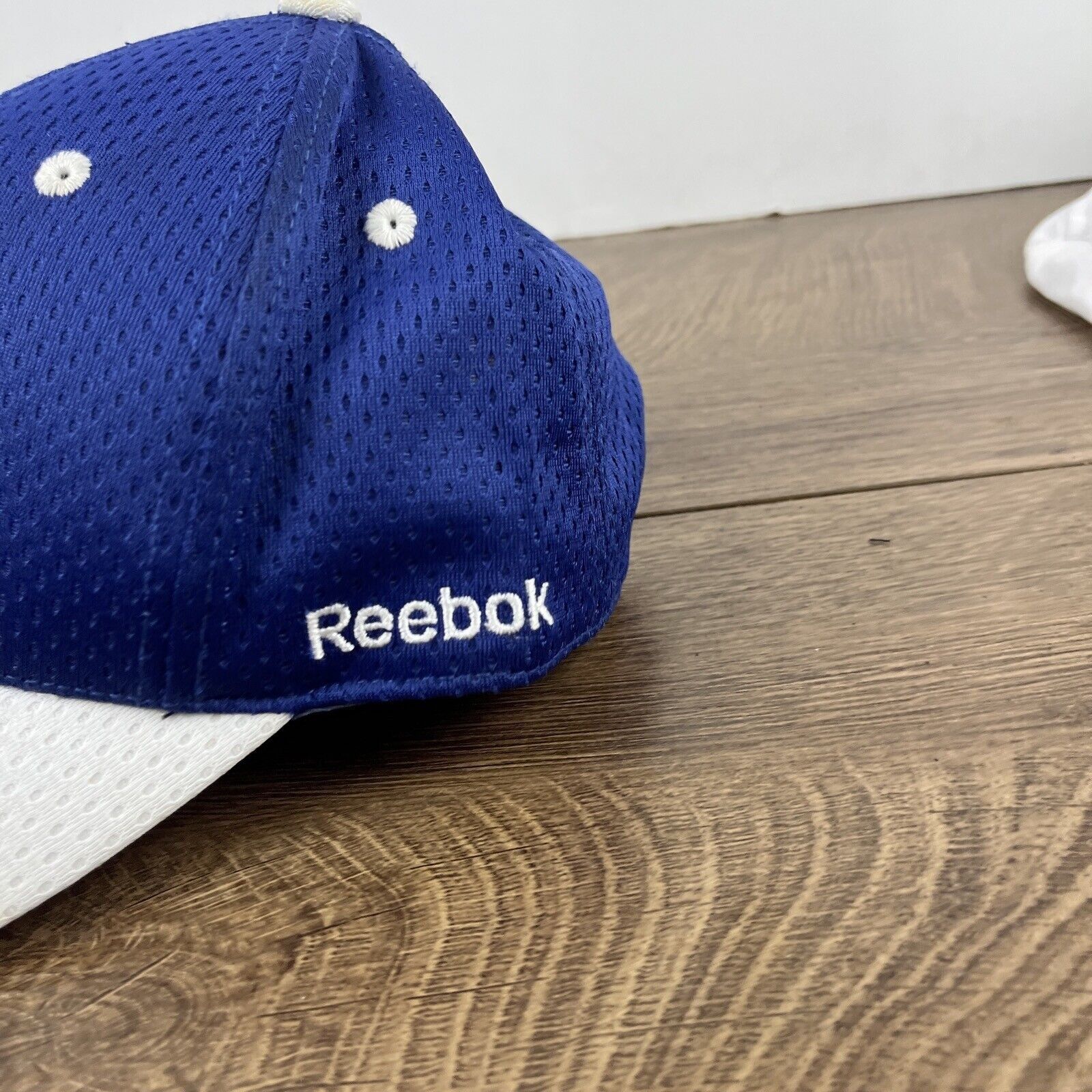 Reebok Indianapolis Colts Hat Reebok Adjustable YOUTH Size Hat Peyt Size ONE SIZE - 8 Thumbnail