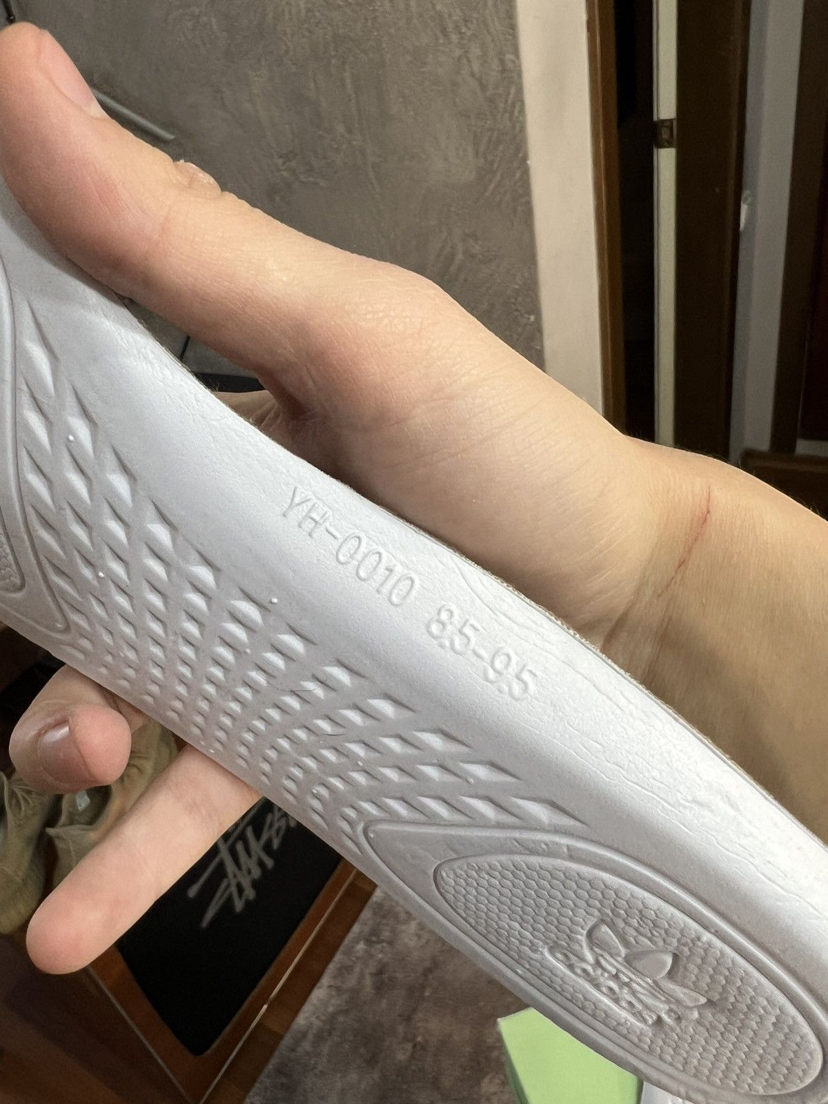 Adidas adidas Yeezy Boost 350 V2 Sand Taupe 44 Size US 10 / EU 43 - 10 Thumbnail
