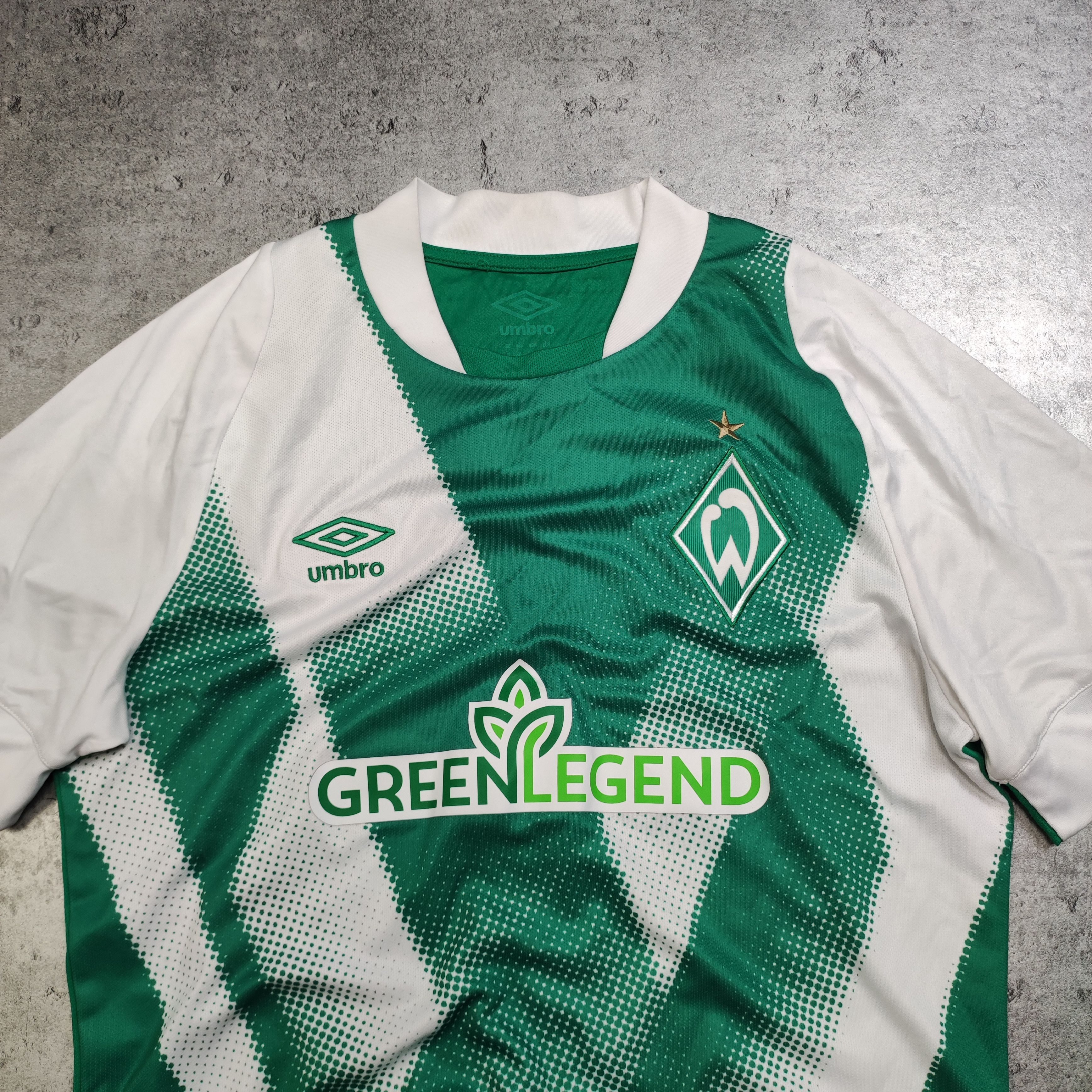 Other RARE Umbro x Werder Bremen 2022/23 Home Football Jersey Size US M / EU 48-50 / 2 - 3 Thumbnail