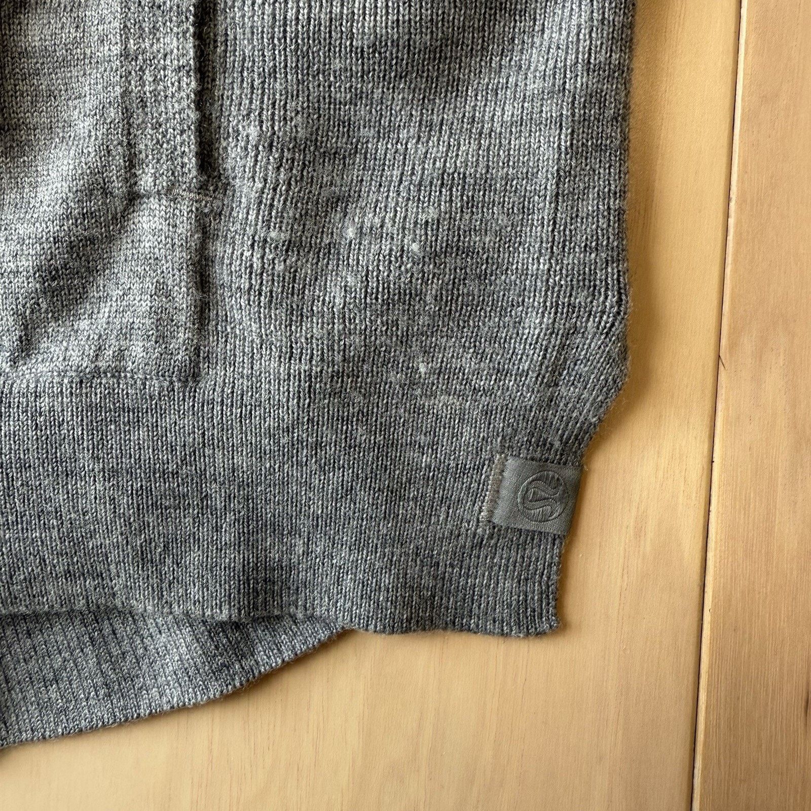 Lululemon Lululemon Merino Wool Hoodie Womens 4 Gray Hooded Pullover Size S / US 4 / IT 40 - 6 Thumbnail