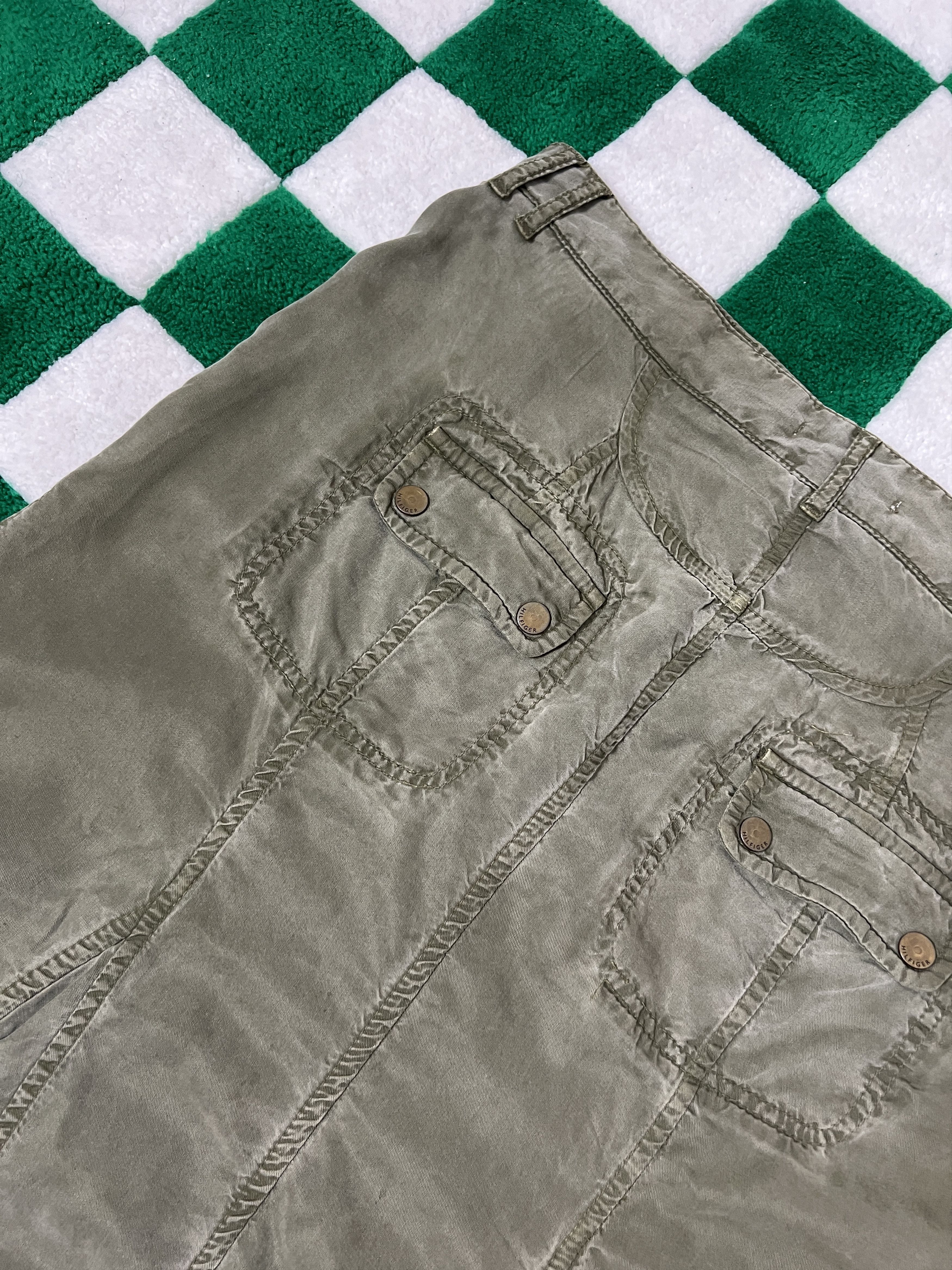 Tommy Hilfiger Tommy Hilfiger Y2K Grunge Skirt size 12 Size 34" / US 12 / IT 48 - 20 Thumbnail