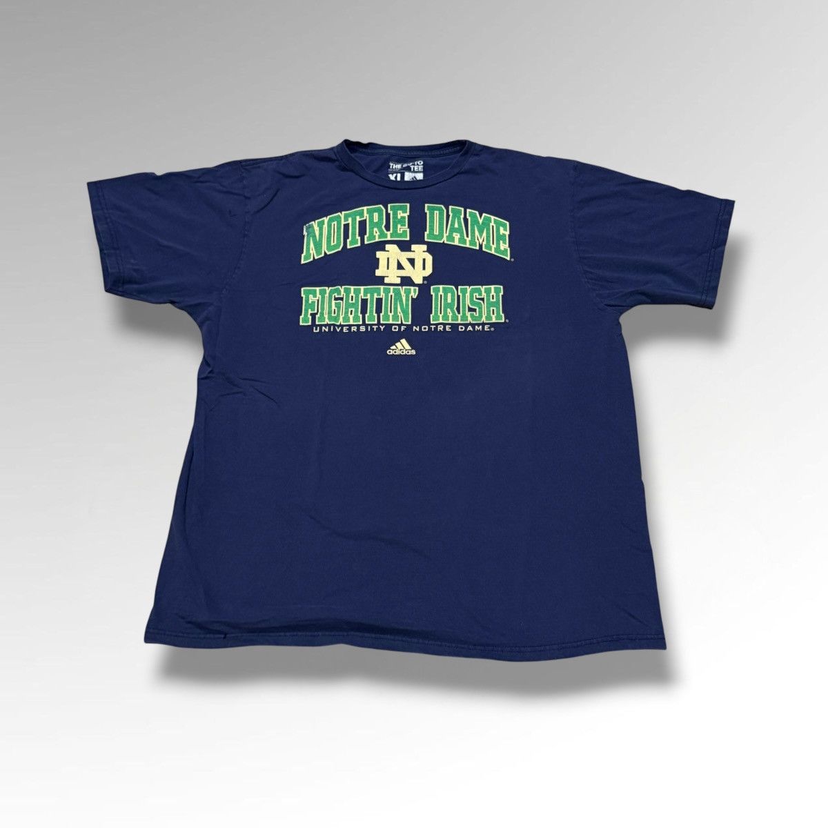 Adidas Vintage Notre Dame Fighting Irish Adidas Tee Size US XL / EU 56 / 4 - 1 Thumbnail