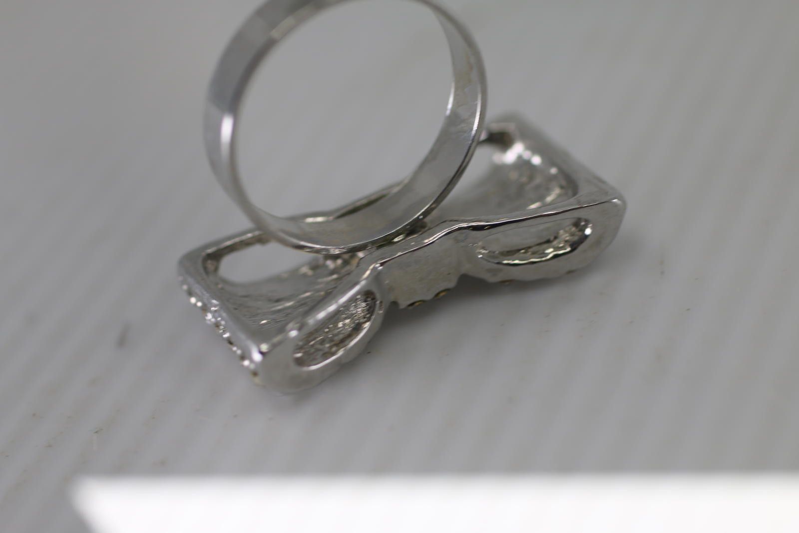 The Unbranded Brand Rhinestone Bow Ring Silver Tone Statement Bow Tie Ring Size ONE SIZE - 4 Thumbnail