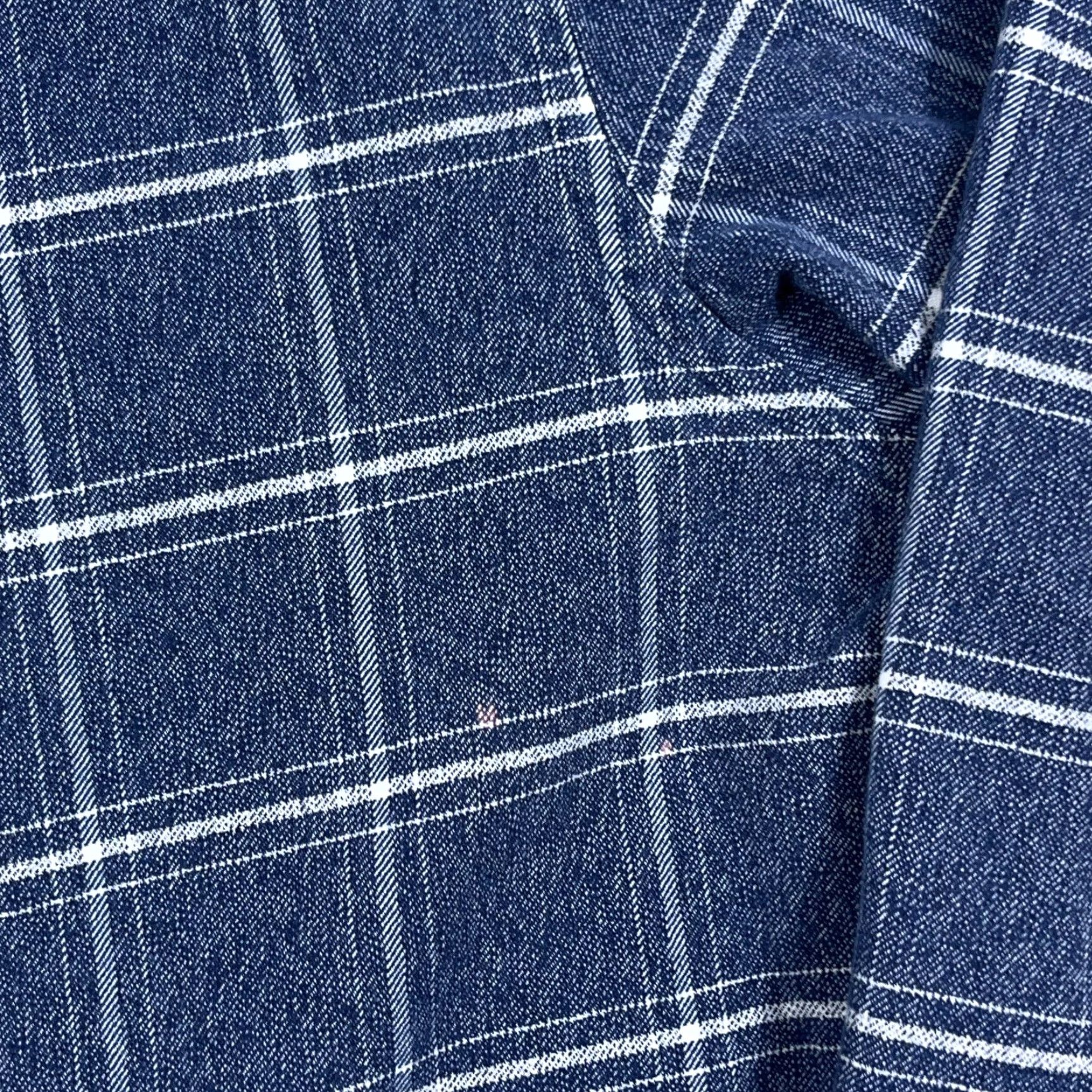 UNTUCKit UNTUCKit Denim Shirt Men L Blue Plaid Button Up Dress Casual Adult Shirt Size US L / EU 52-54 / 3 - 4 Thumbnail