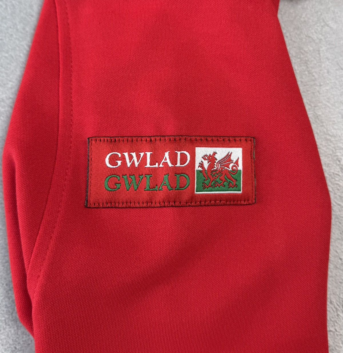 Reebok Wales WRU Cymru Rugby Union 2006 2007 Home Jersey Reebok Size US M / EU 48-50 / 2 - 7 Thumbnail