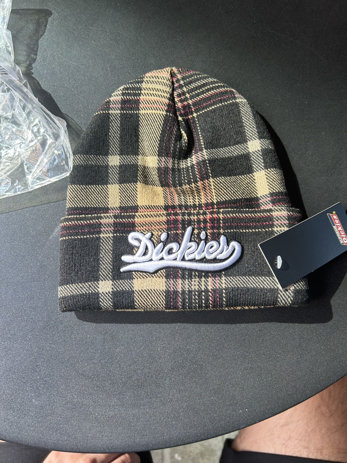 Supreme / Dickies Beanie White Plaid-