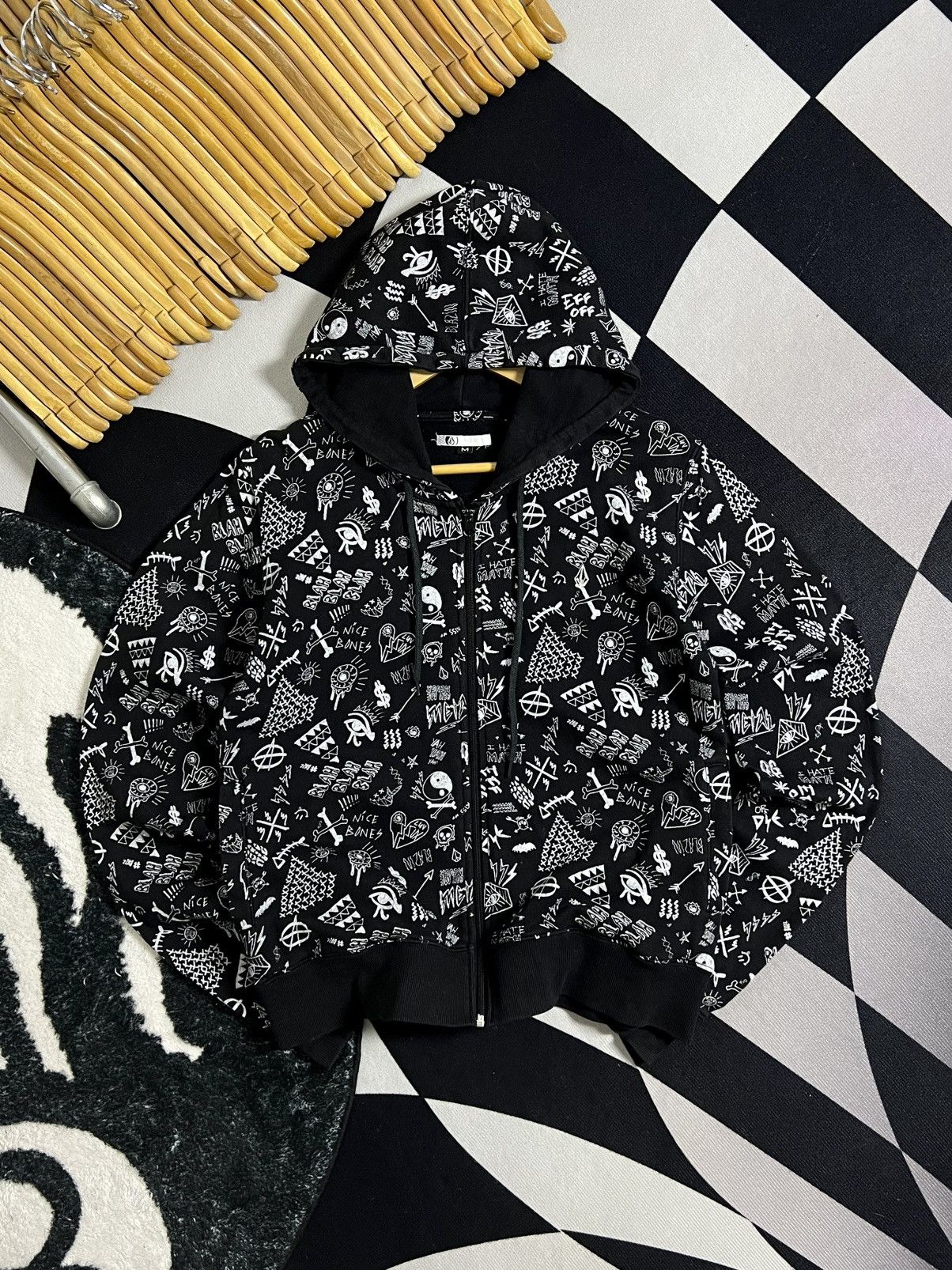 VOLCOM OVERPRINT PULLOVER HOODIE