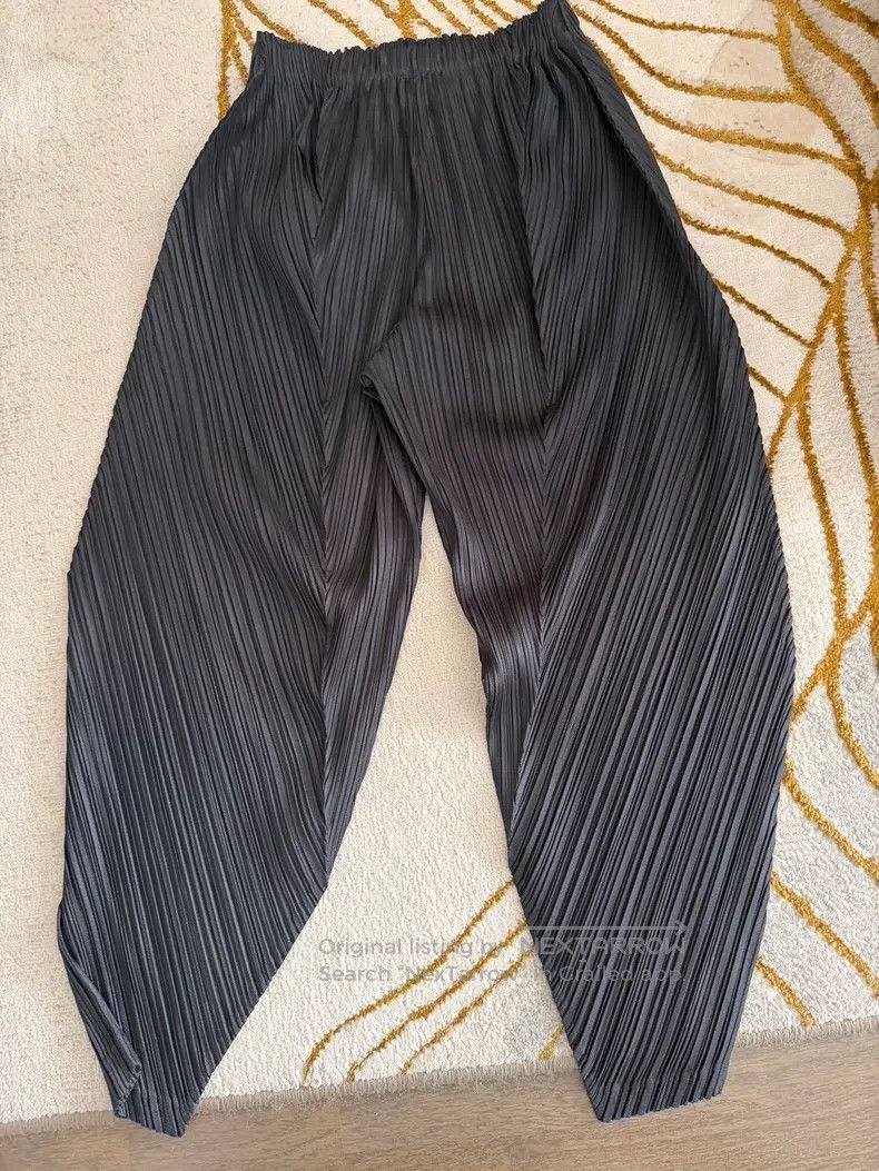 Issey Miyake Issey Miyake size:3 Black Pleated Asymmetric Pants Size 31" - 2 Thumbnail