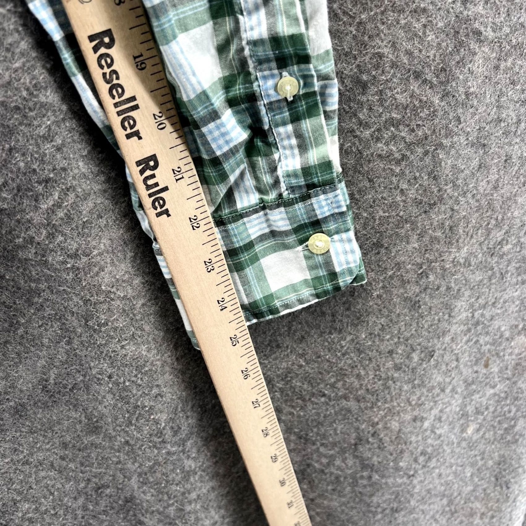 J.Crew VINTAGE J.CREW Shirt Men S Green White Plaid Button-Down Casual Dress Tailored 40 in Chest Regular Long Sleeve Mens Size US S / EU 44-46 / 1 - 3 Thumbnail