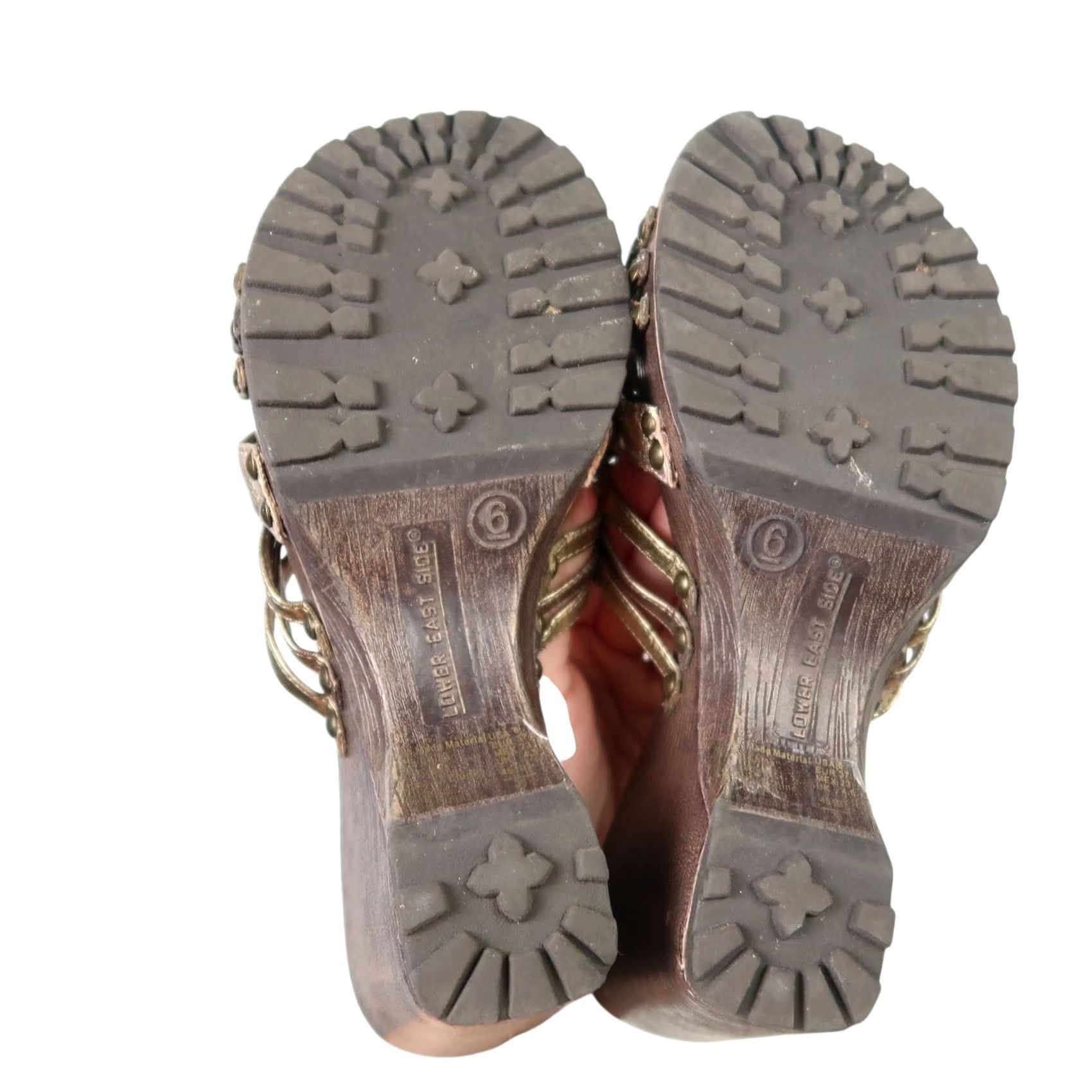 Vintage VINTAGE Lower East Side Metallic Gold Faux Leather Woven Mule Sandal Heels 6 Women's 90s Bohemian Hippie 2.75" Heel Size US 6 / IT 36 - 6 Thumbnail